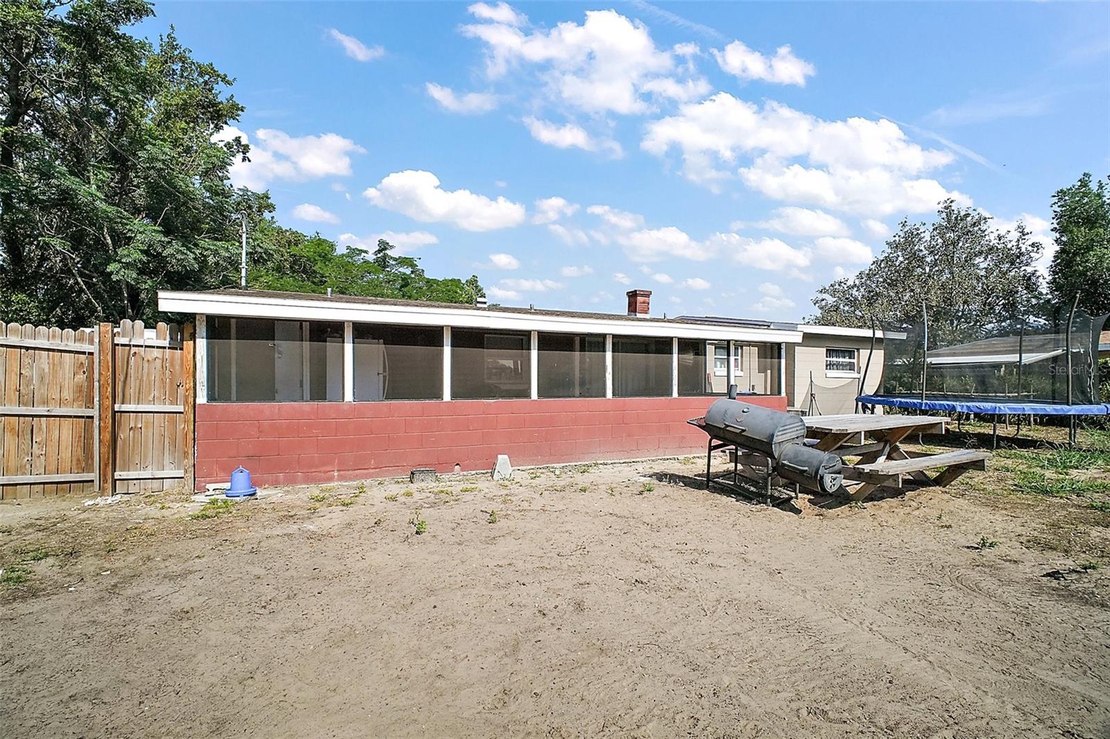 Image 4 of 31 For 2921 Bon Air Drive