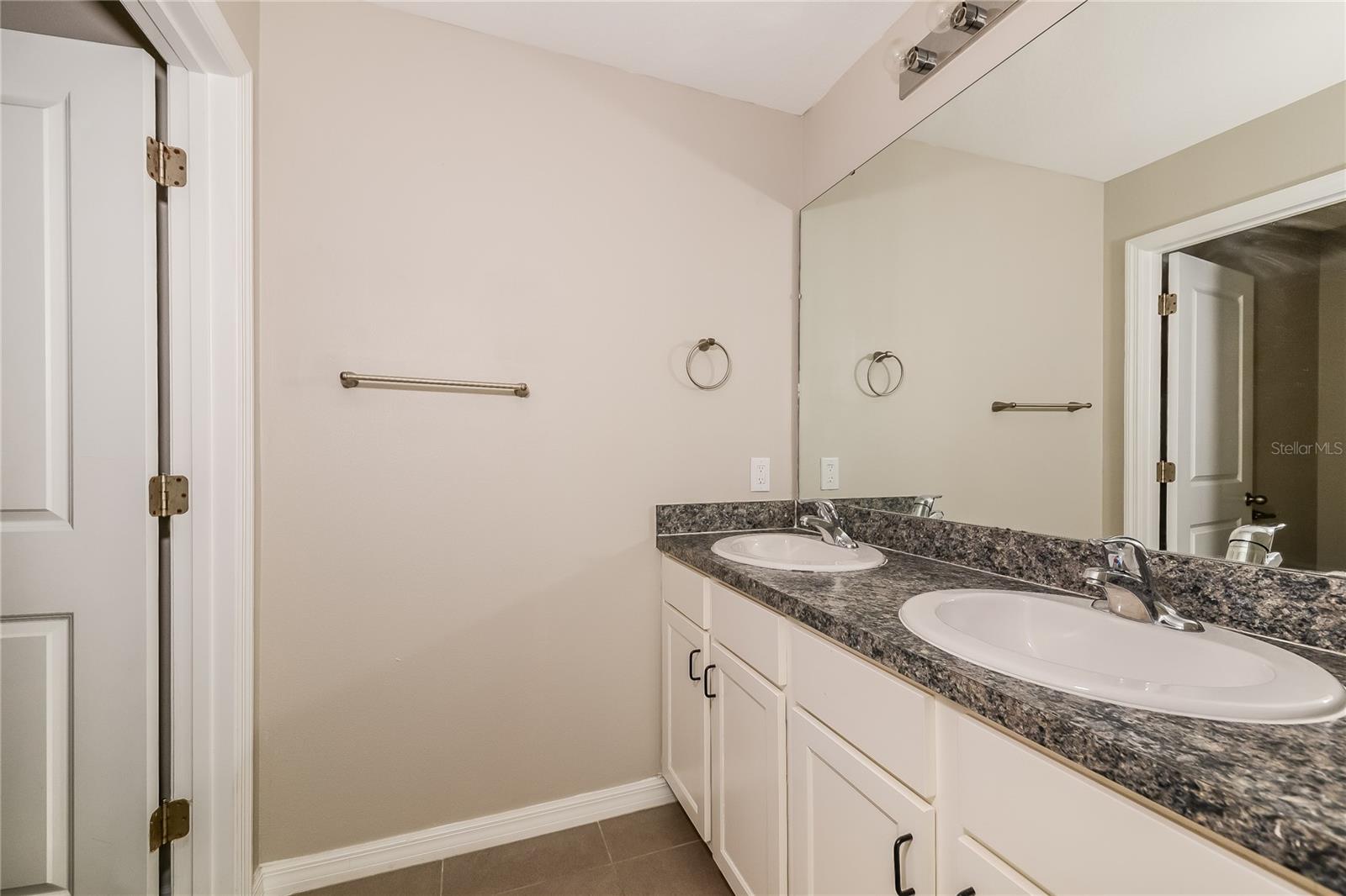 Image 15 of 17 For 15117 Agave Grove Place