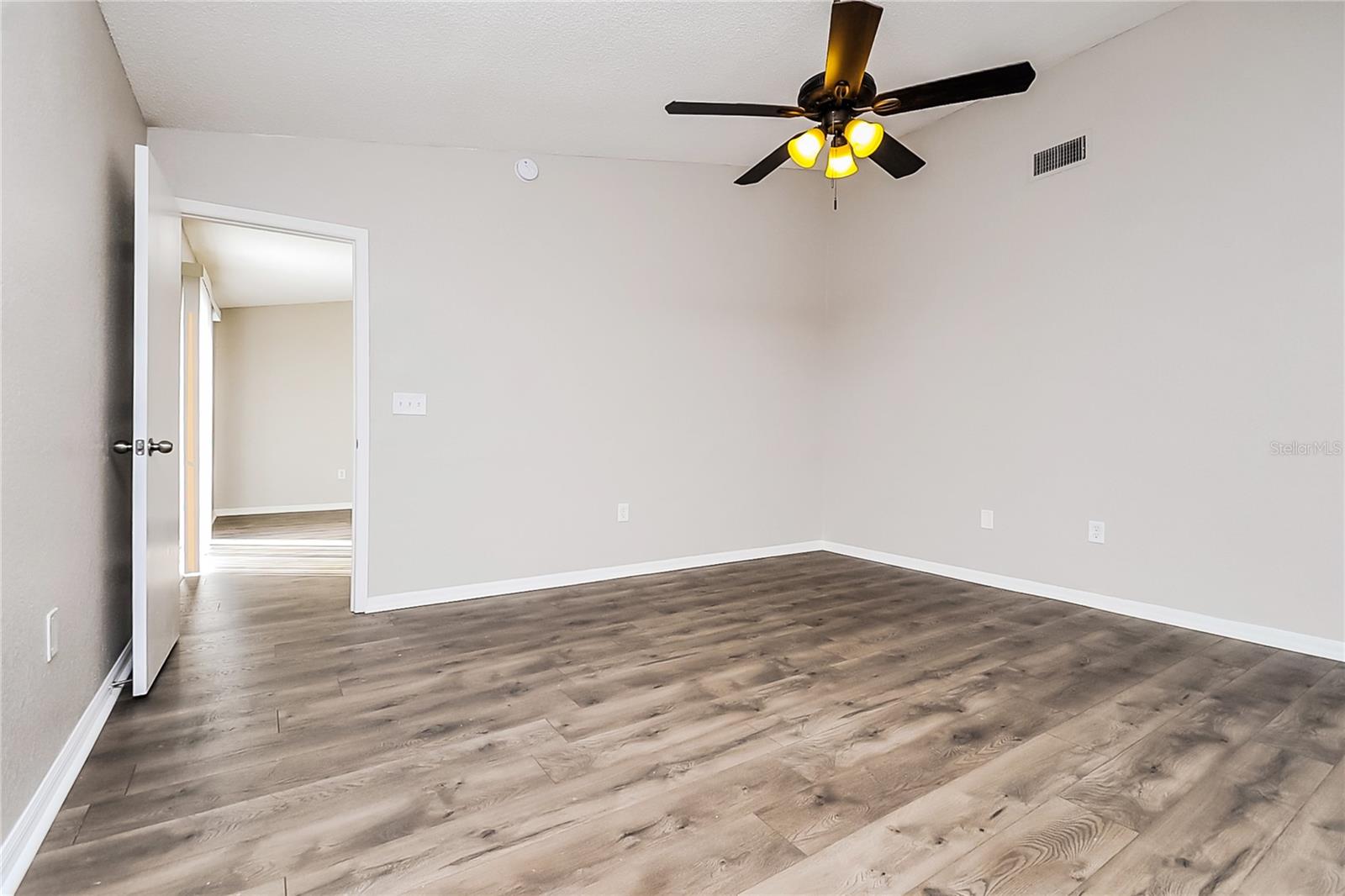 Image 7 of 16 For 3702 Imperial Drive