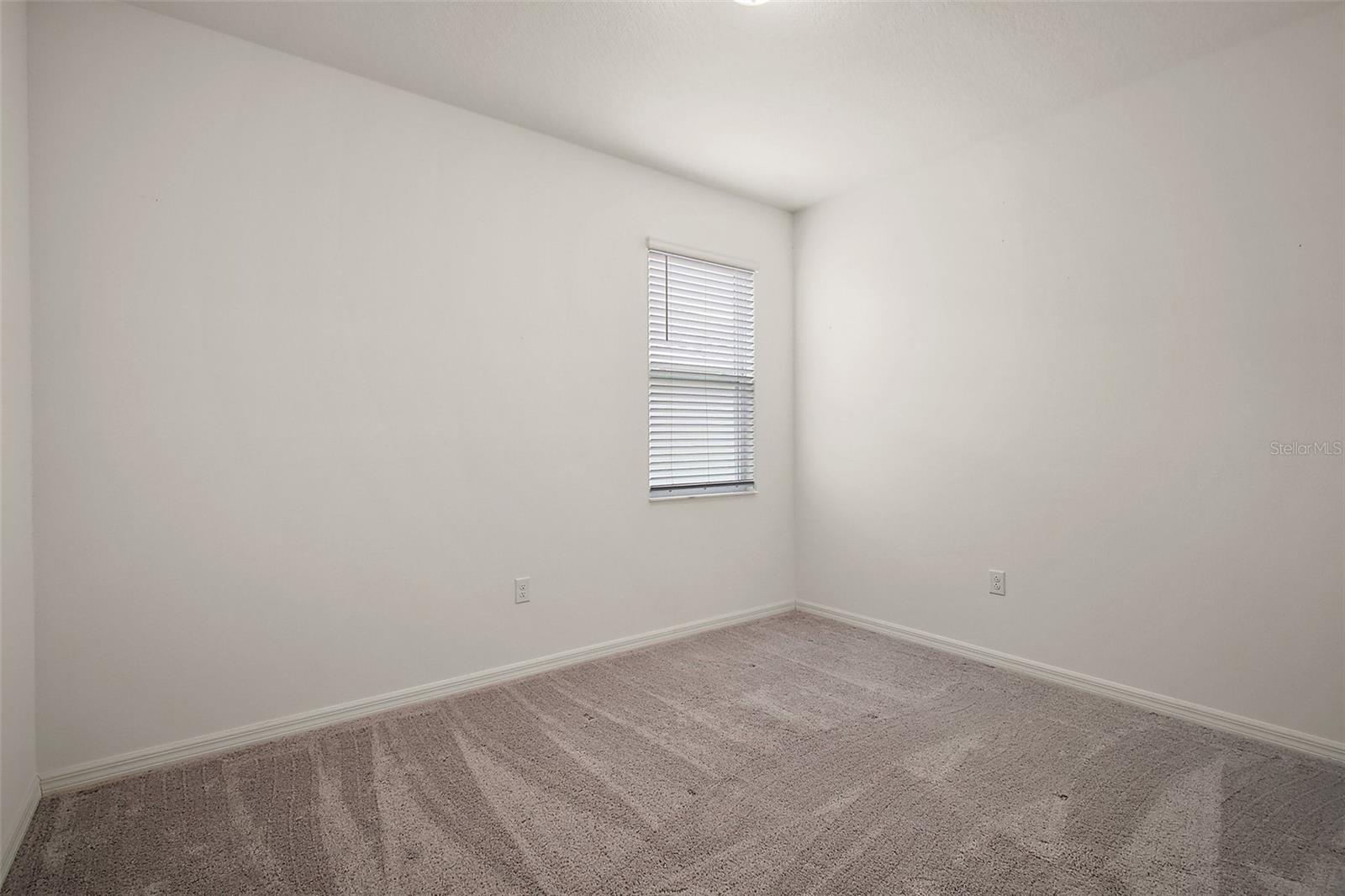 Image 15 of 34 For 7054 Cruz Court