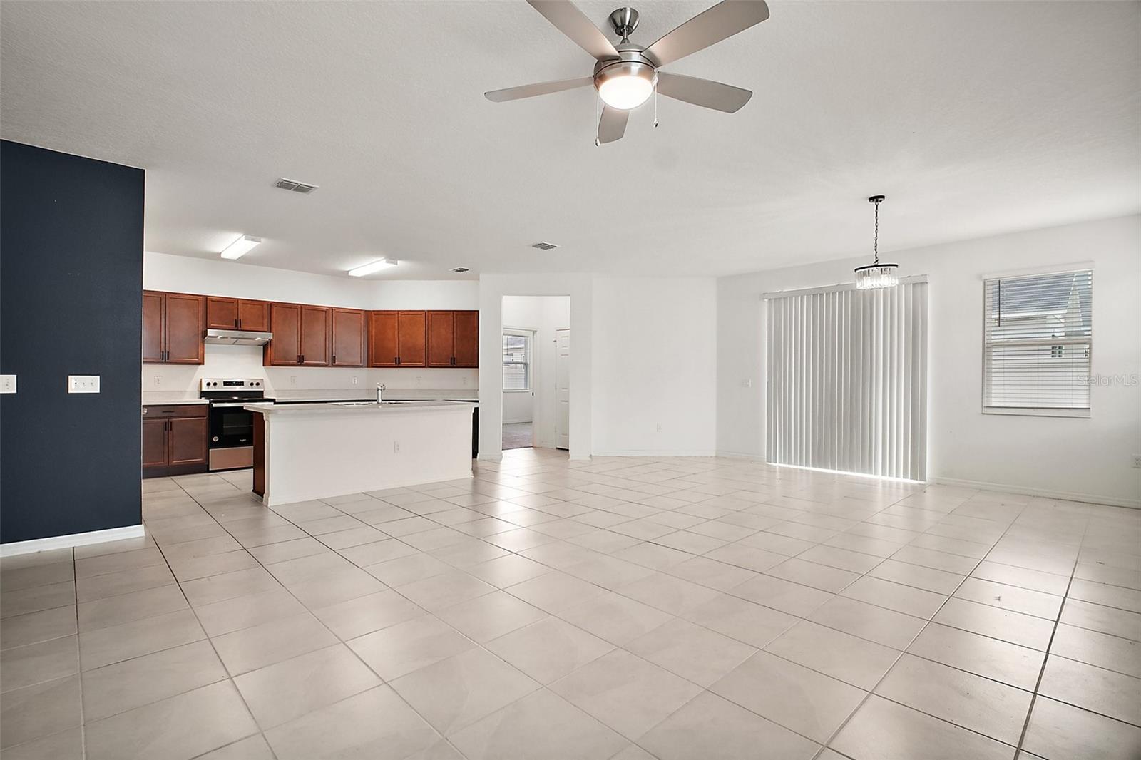 Image 20 of 34 For 7054 Cruz Court