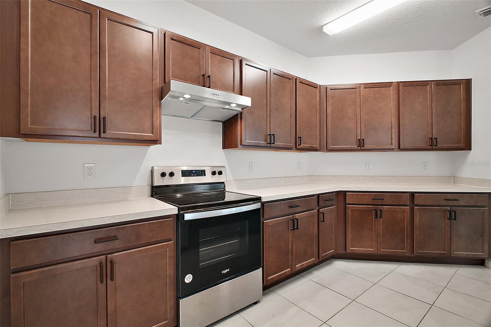 Image 29 of 34 For 7054 Cruz Court