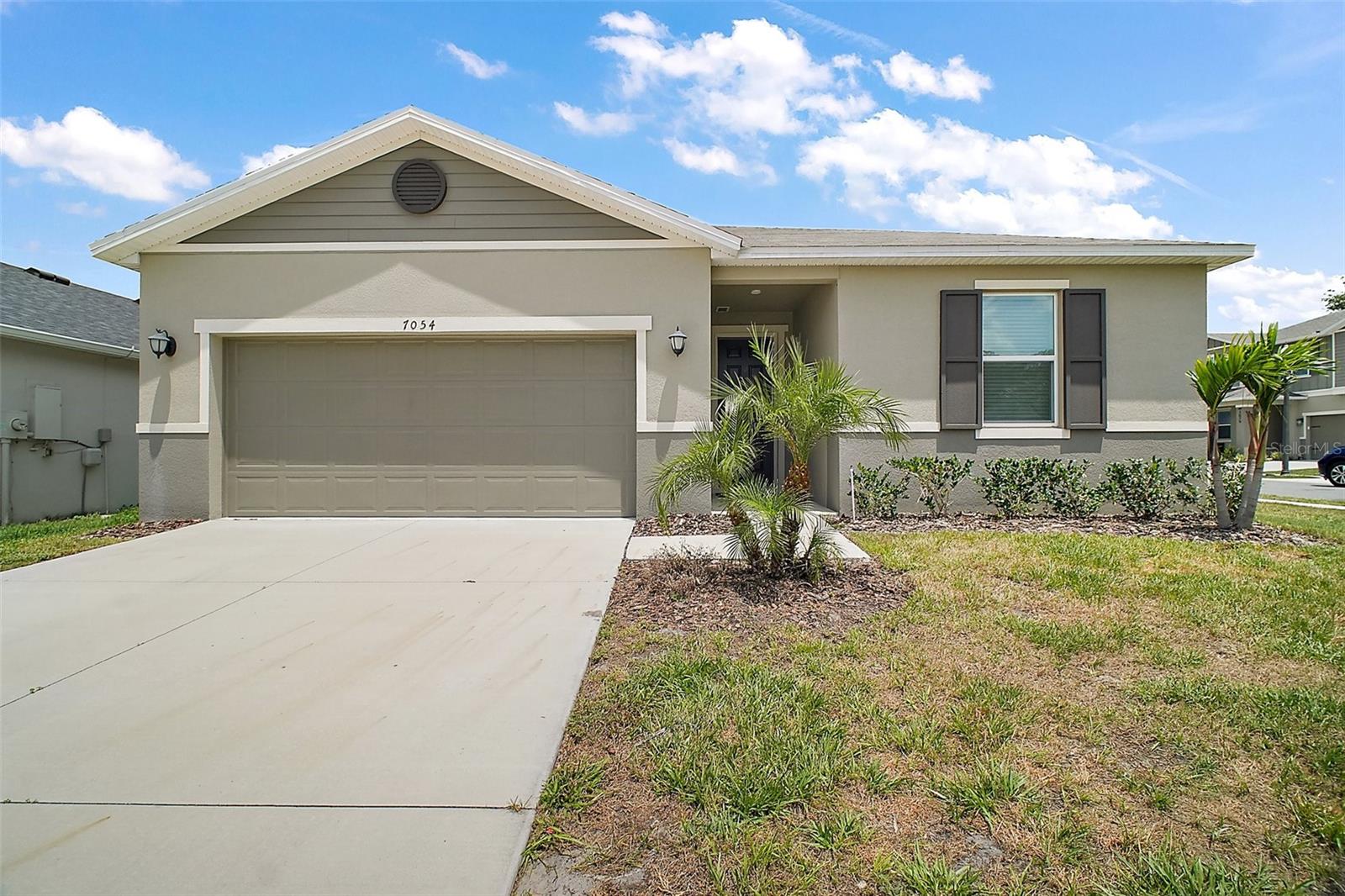 Image 5 of 34 For 7054 Cruz Court