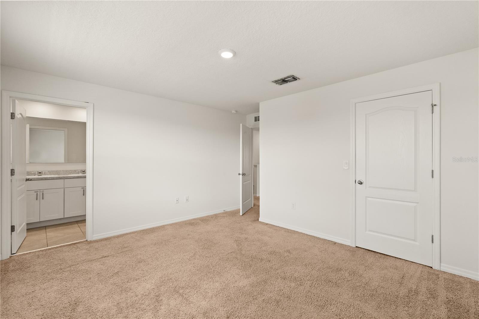 Image 18 of 37 For 1797 Red Canyon Drive