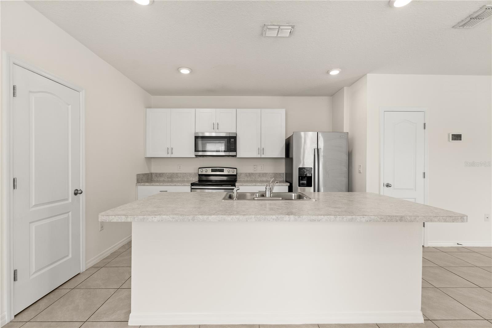 Image 5 of 37 For 1797 Red Canyon Drive