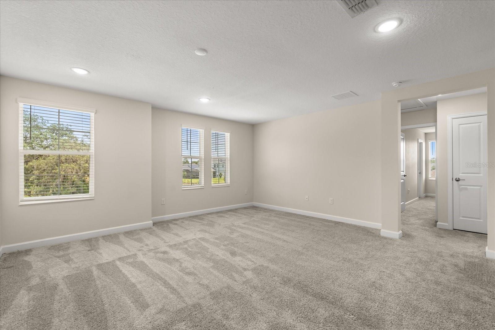 Image 11 of 41 For 2357 Camden Park Avenue
