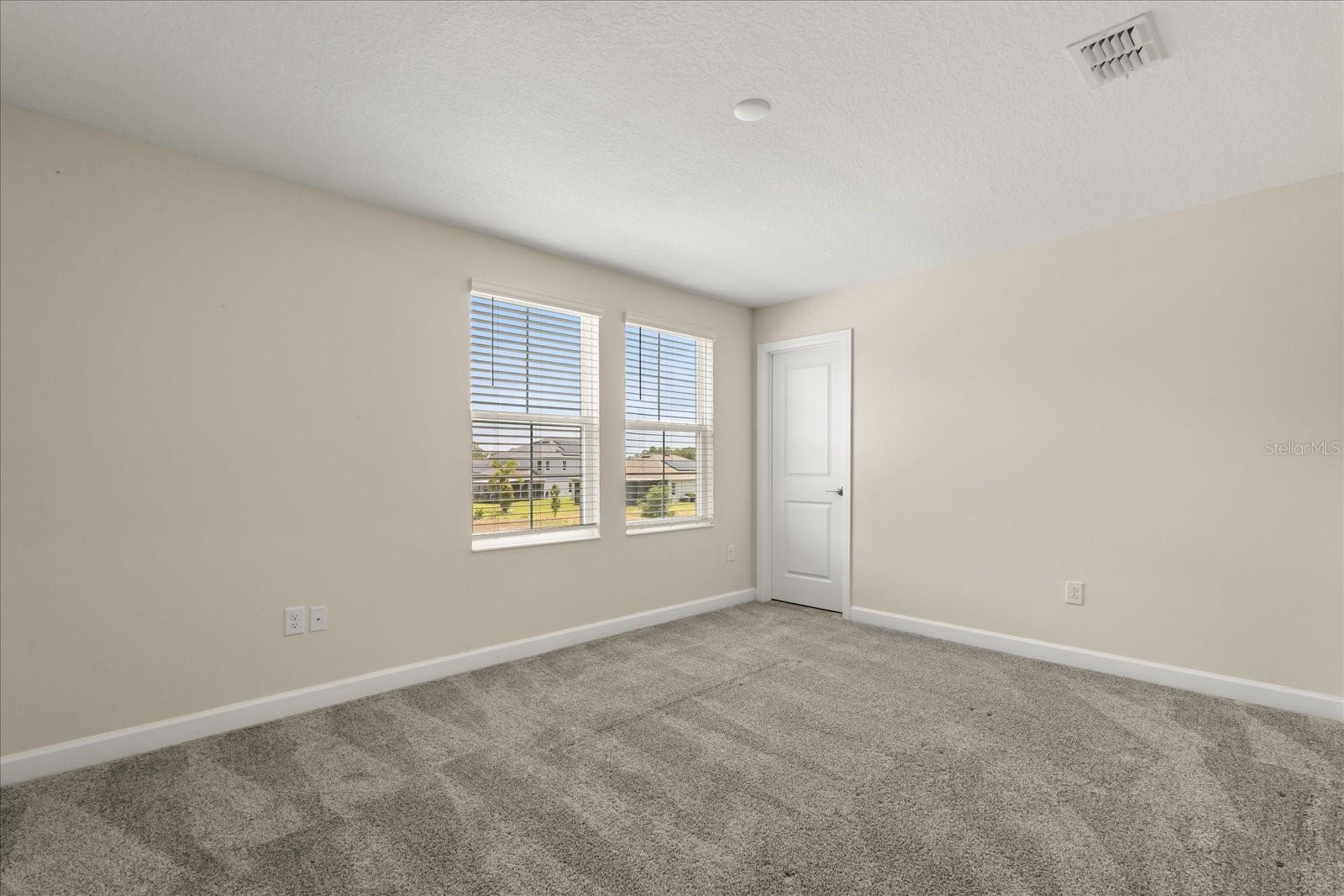 Image 14 of 41 For 2357 Camden Park Avenue