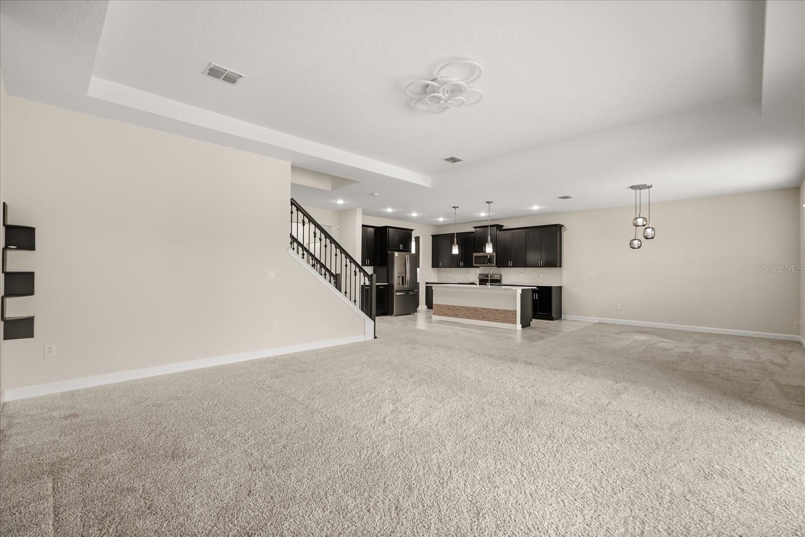 Image 21 of 41 For 2357 Camden Park Avenue