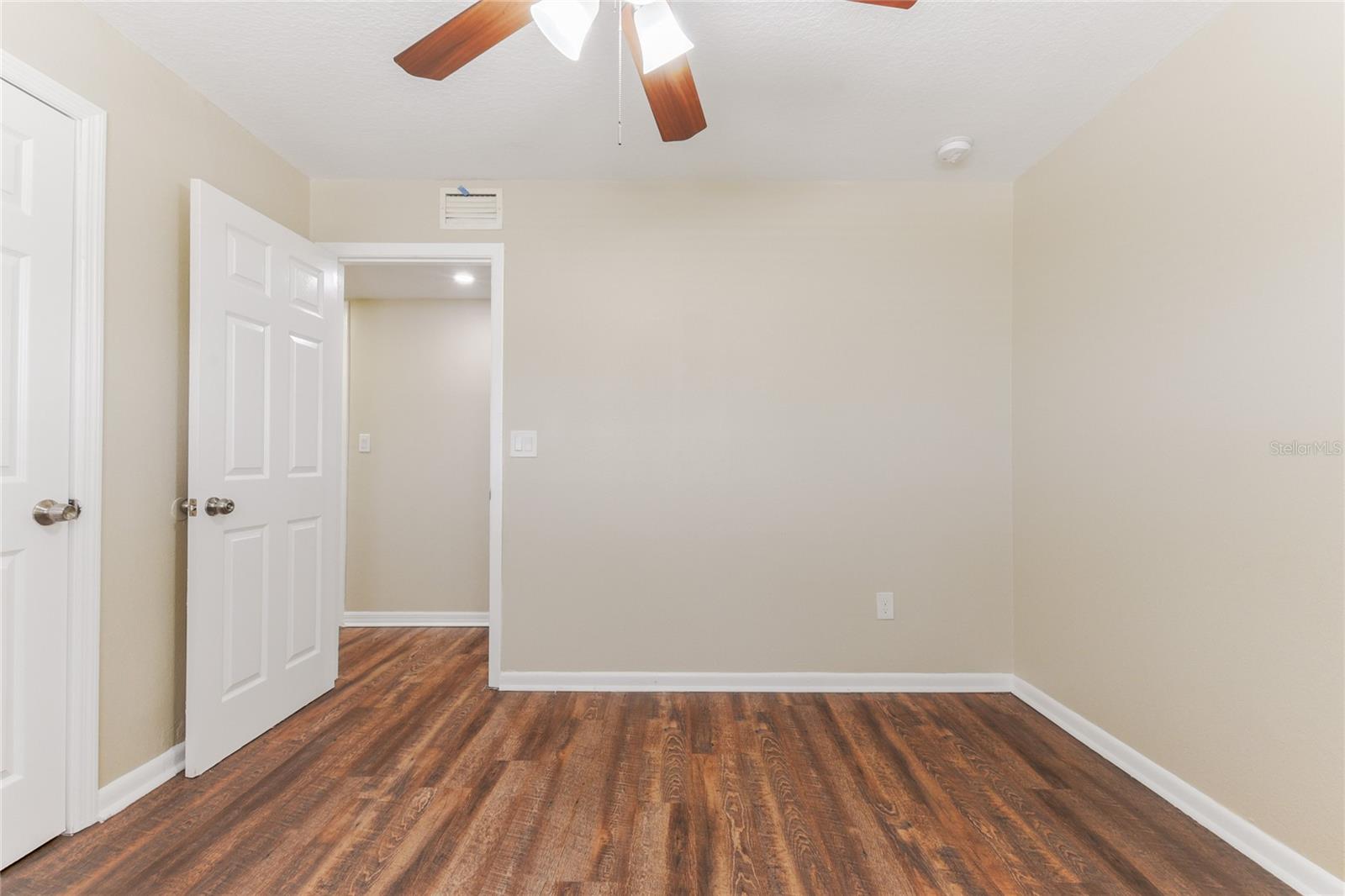Image 17 of 28 For 5822 Flori Lane