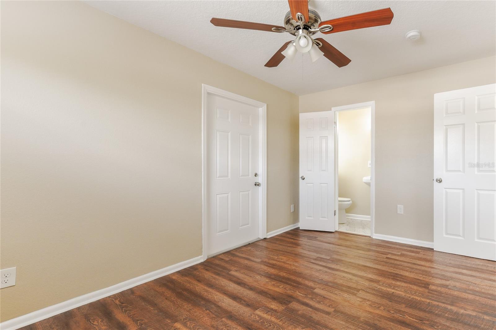 Image 20 of 28 For 5822 Flori Lane