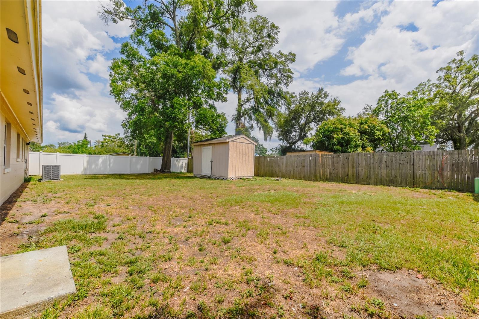 Image 24 of 28 For 5822 Flori Lane
