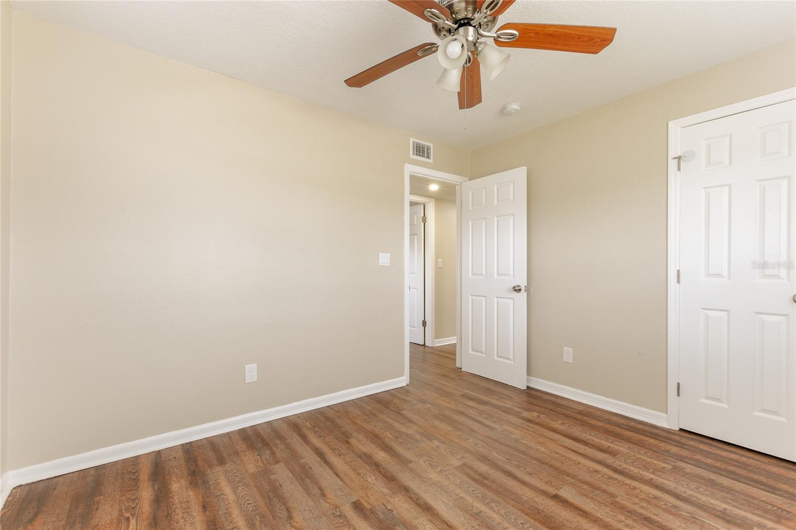 Image 6 of 28 For 5822 Flori Lane
