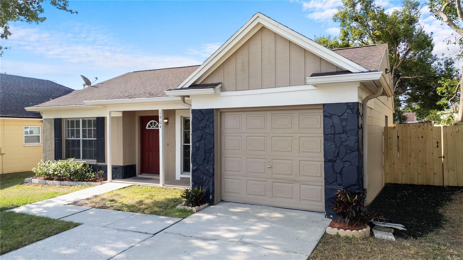 Details for 1904 Crown Park Drive, VALRICO, FL 33594