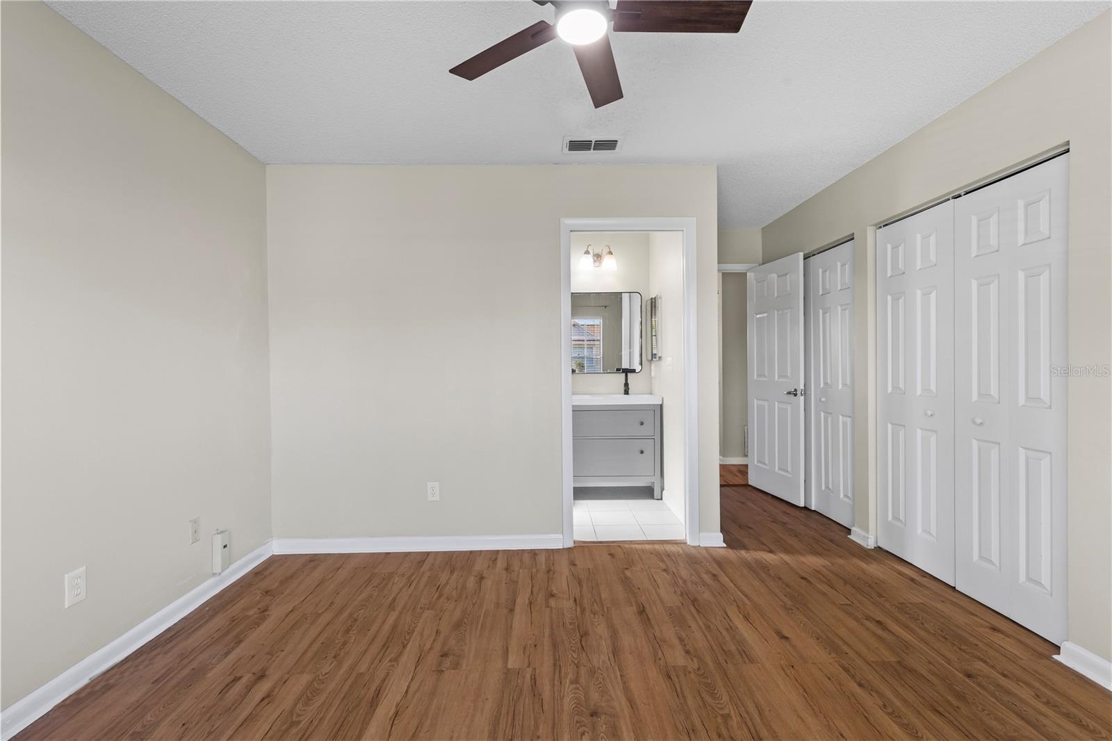 Image 21 of 33 For 1904 Crown Park Drive