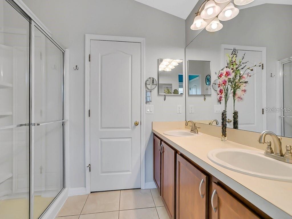 Image 5 of 10 For 6636 Goldenrod Road 116b