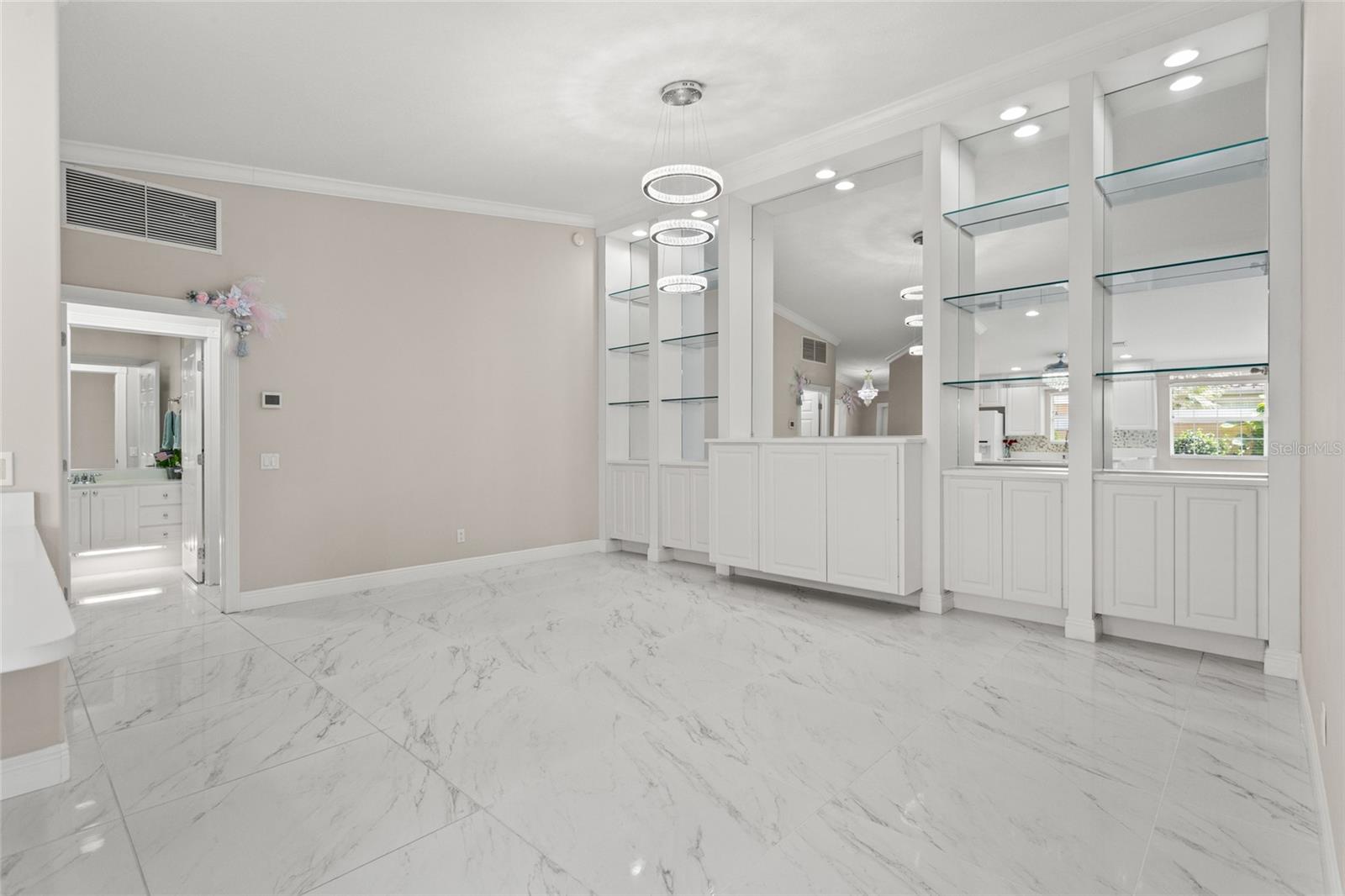 Image 11 of 63 For 11863 Delfina Lane