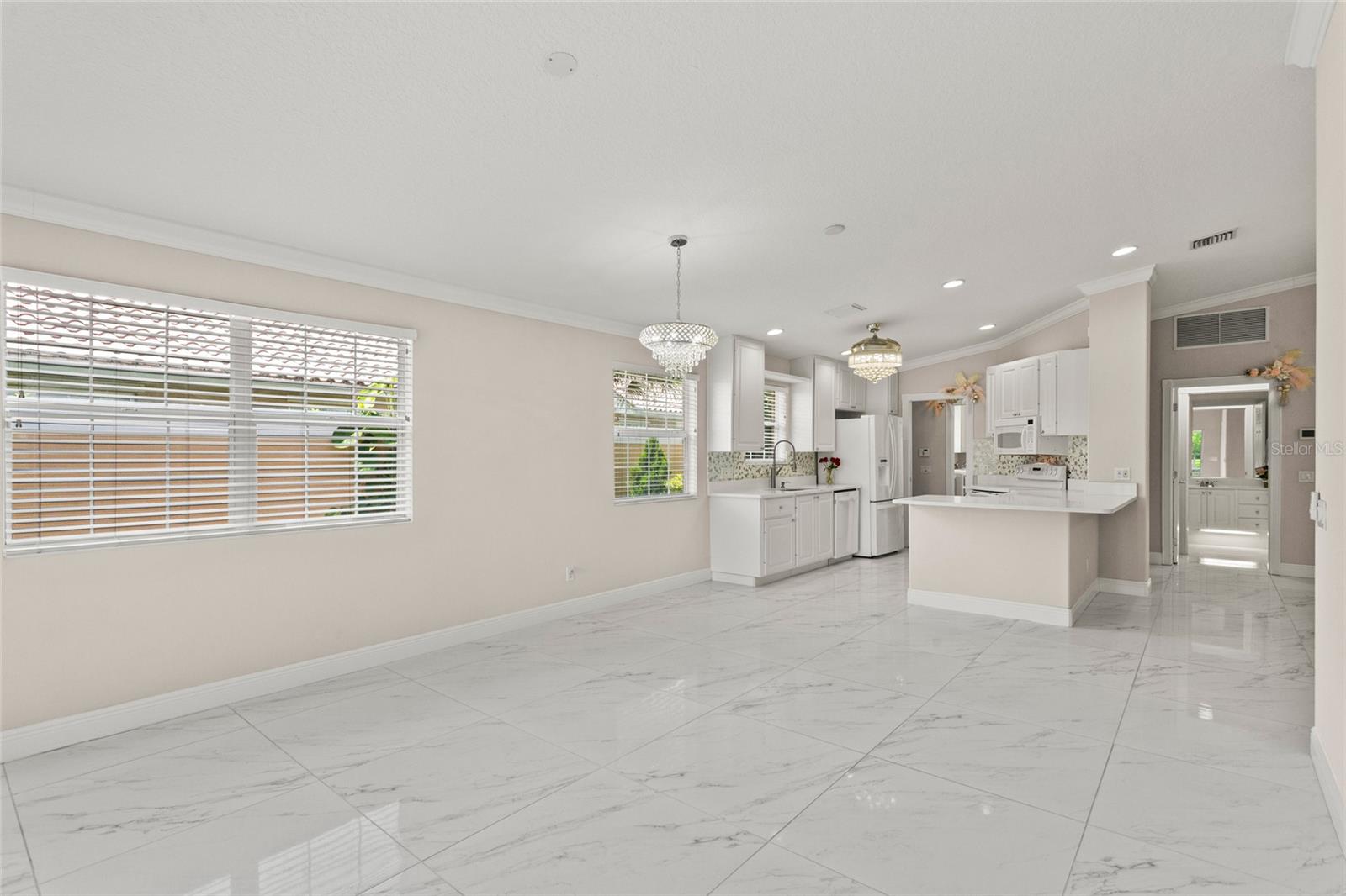 Image 12 of 63 For 11863 Delfina Lane