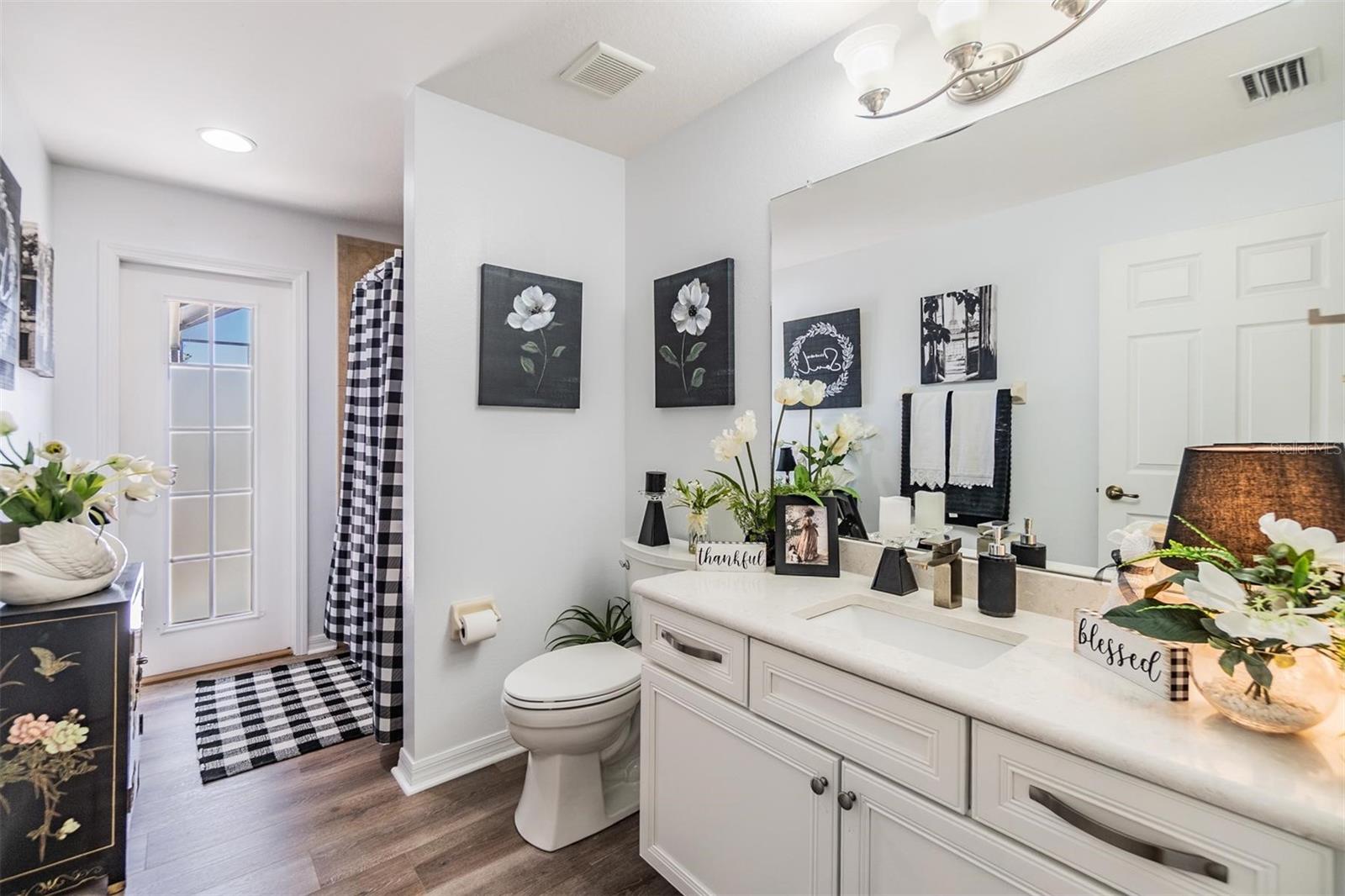 Image 25 of 40 For 8721 Crystal Creek Court