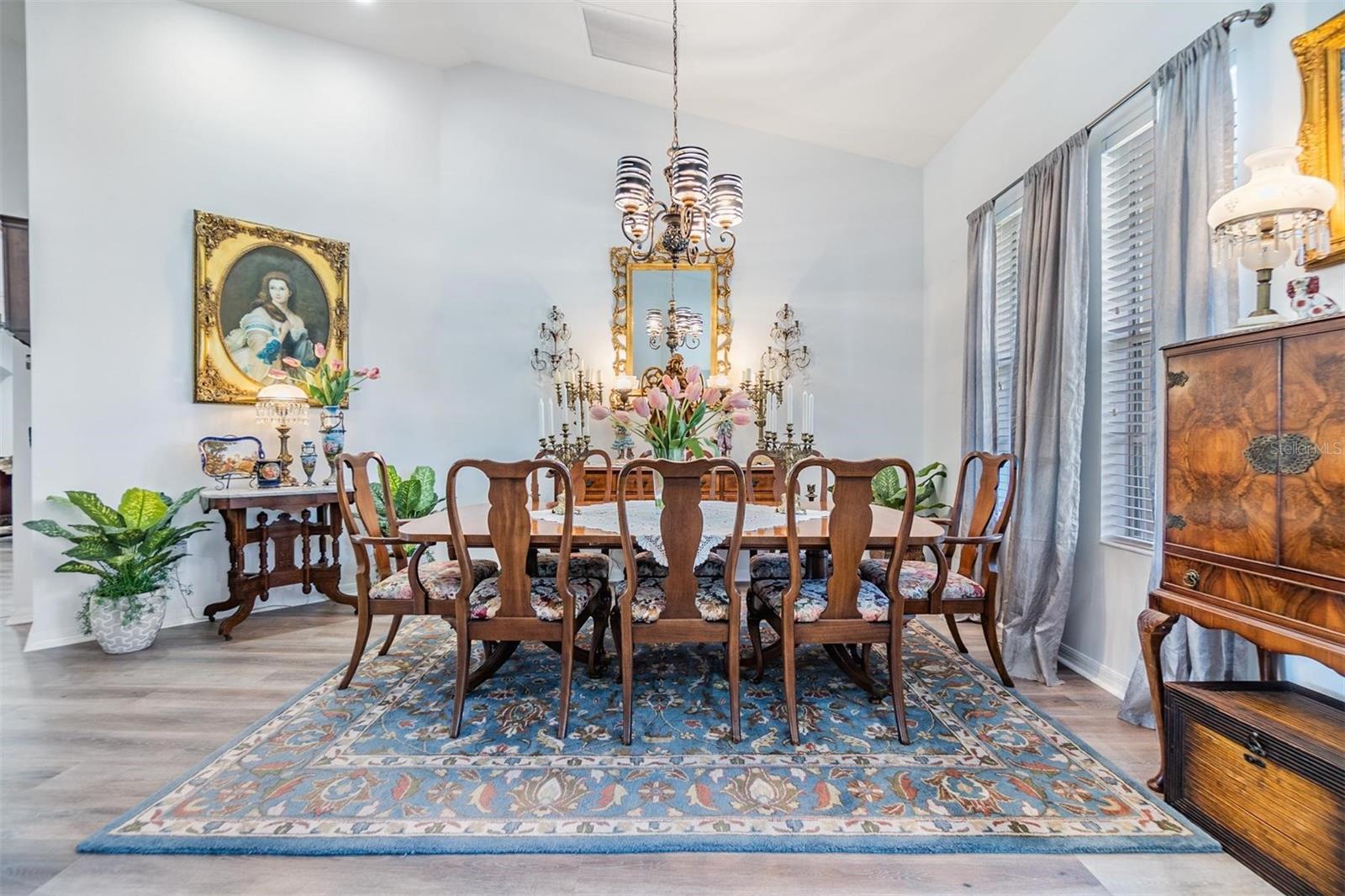 Image 6 of 40 For 8721 Crystal Creek Court
