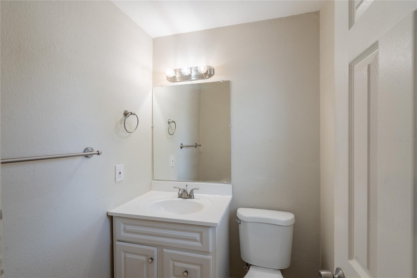 Image 21 of 24 For 4827 Elese Street