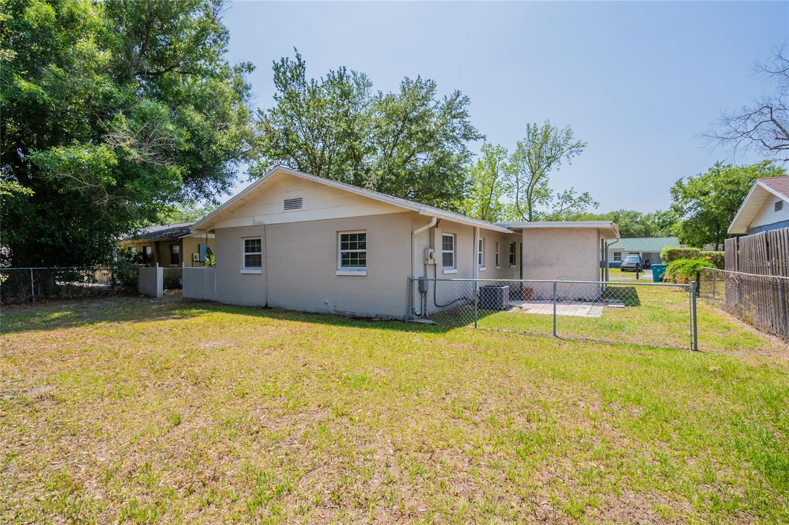 Image 22 of 24 For 4827 Elese Street