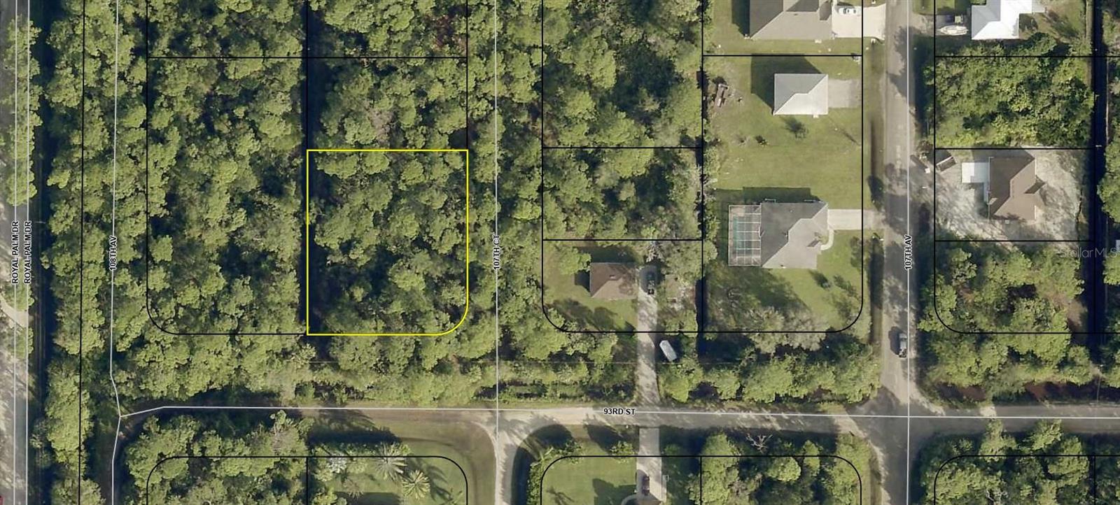 Listing Details for 9325 107th Court, VERO BEACH, FL 32967