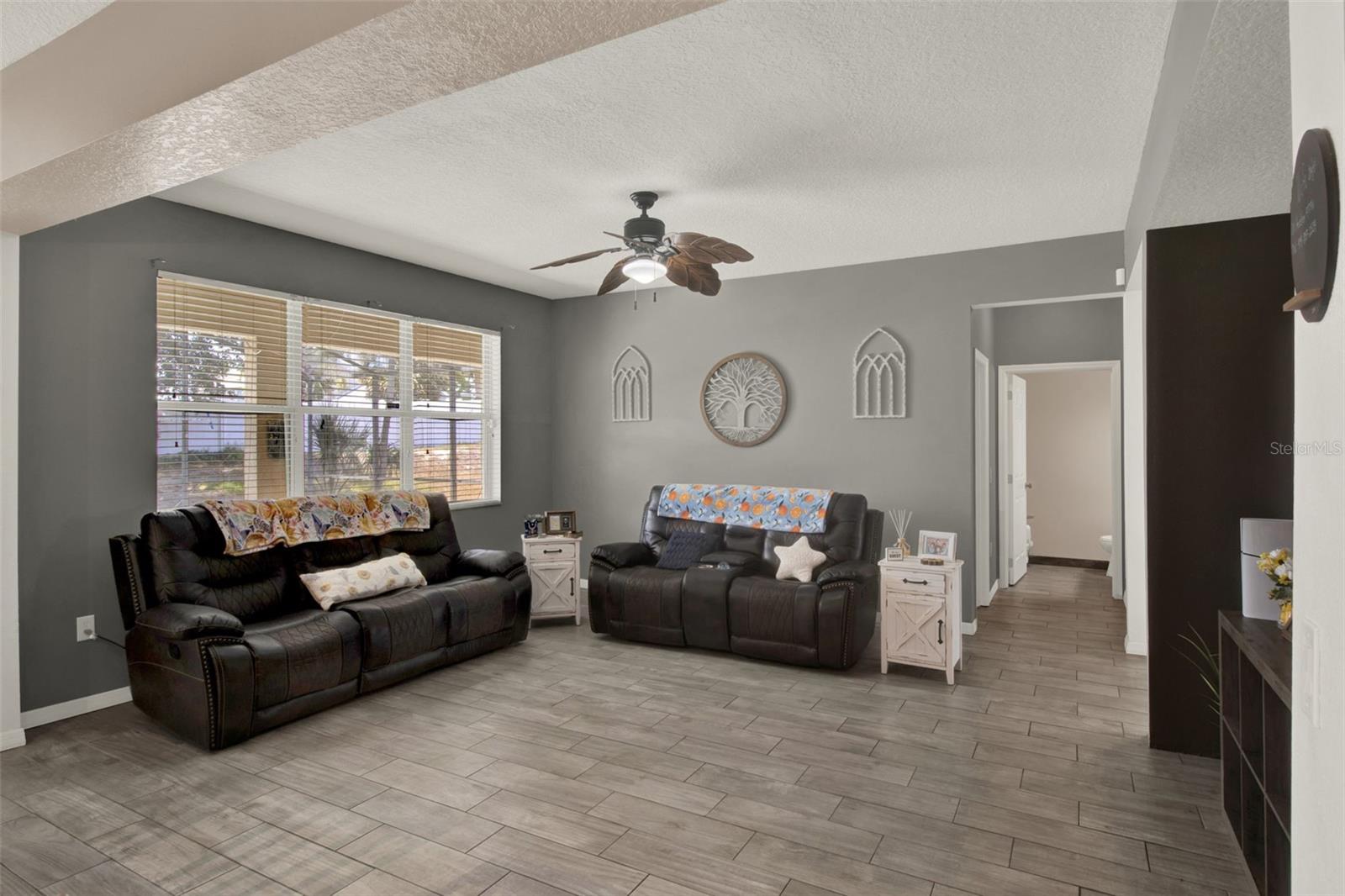 Image 8 of 38 For 1744 Pine Ridge Drive