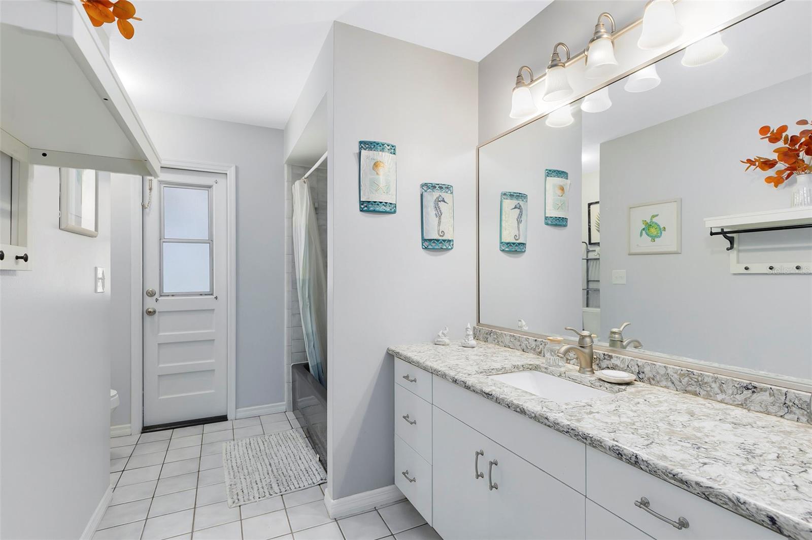 Image 17 of 29 For 3285 Majestic Oak Drive