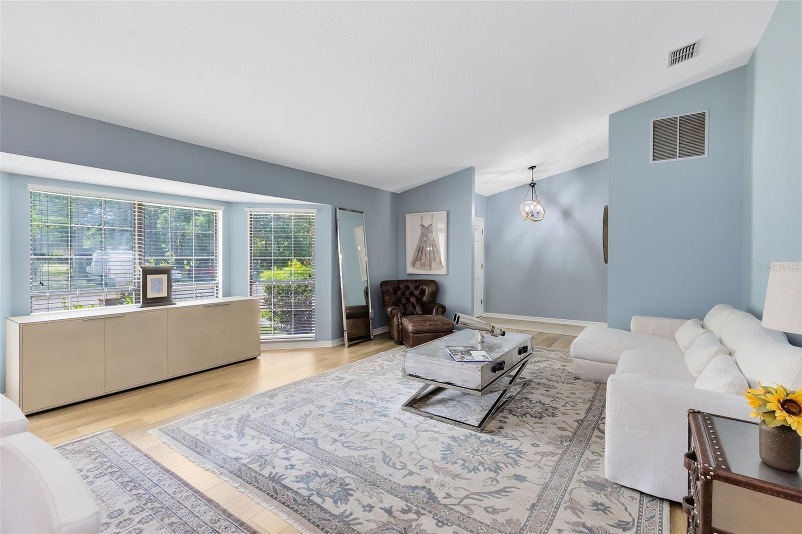 Image 4 of 29 For 3285 Majestic Oak Drive