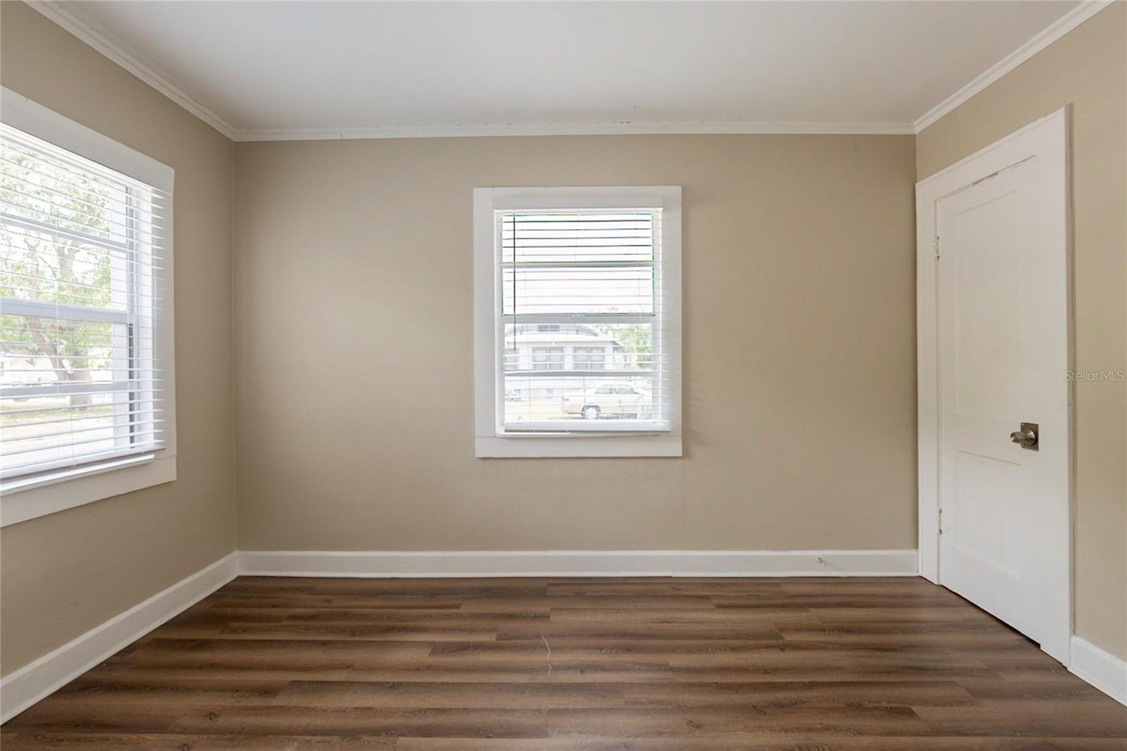 Image 15 of 29 For 1424 14th Street S