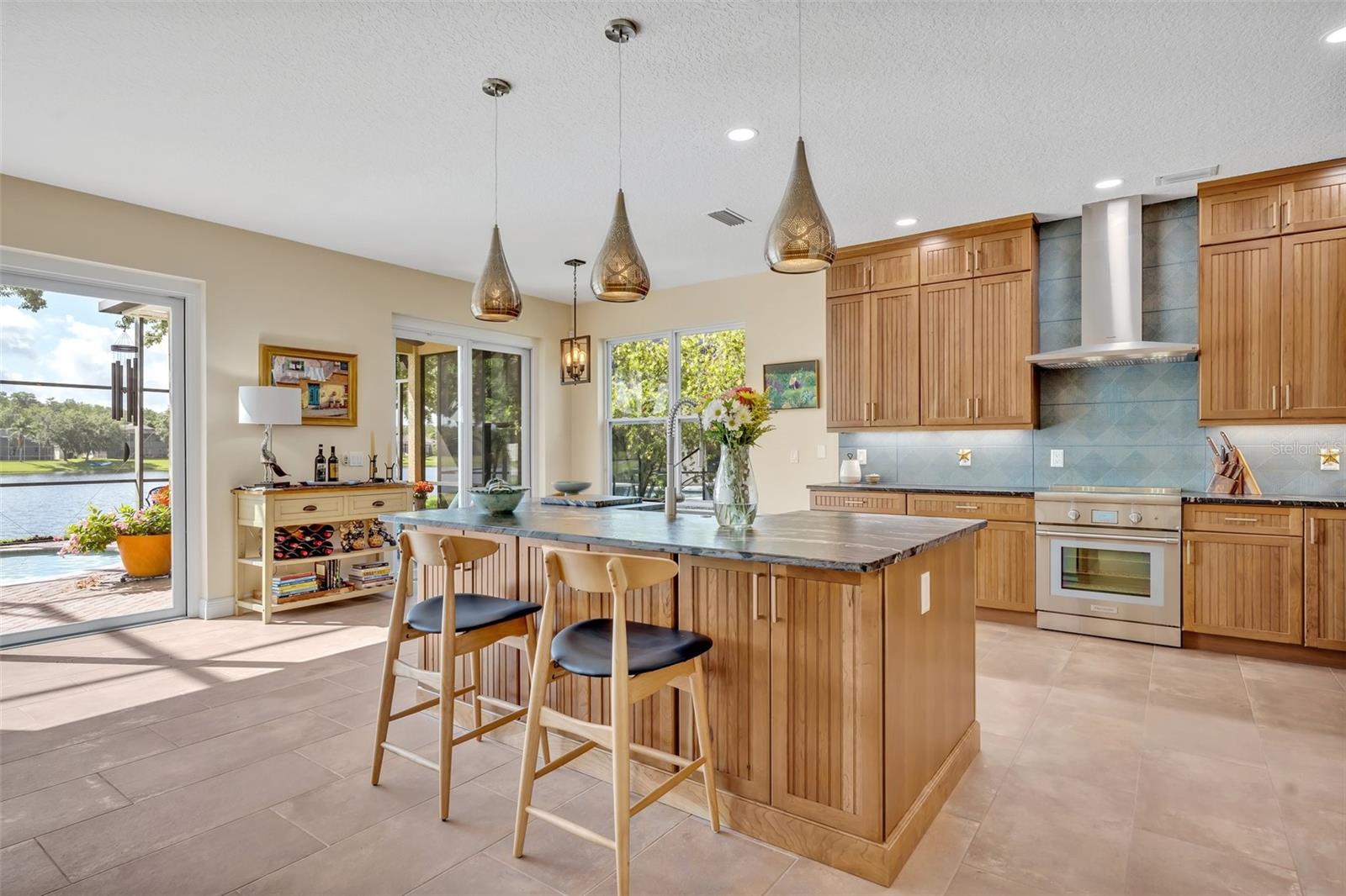 Image 16 of 75 For 14545 Braddock Oak Drive