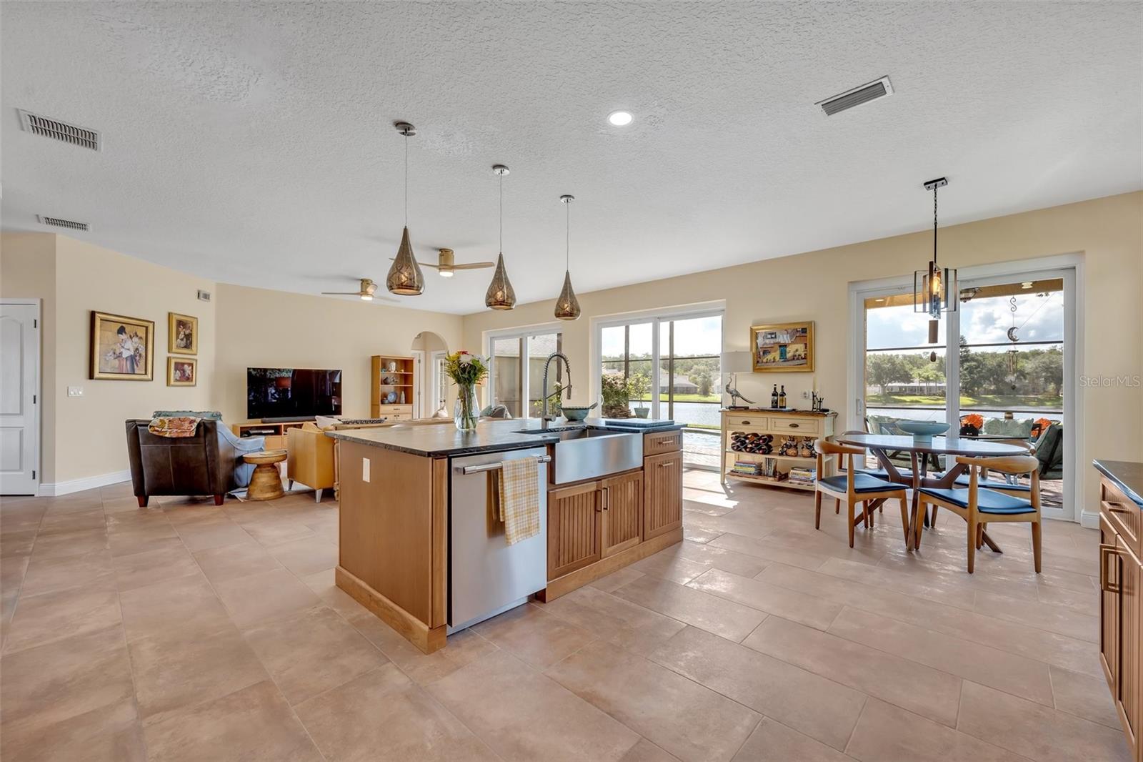 Image 21 of 75 For 14545 Braddock Oak Drive