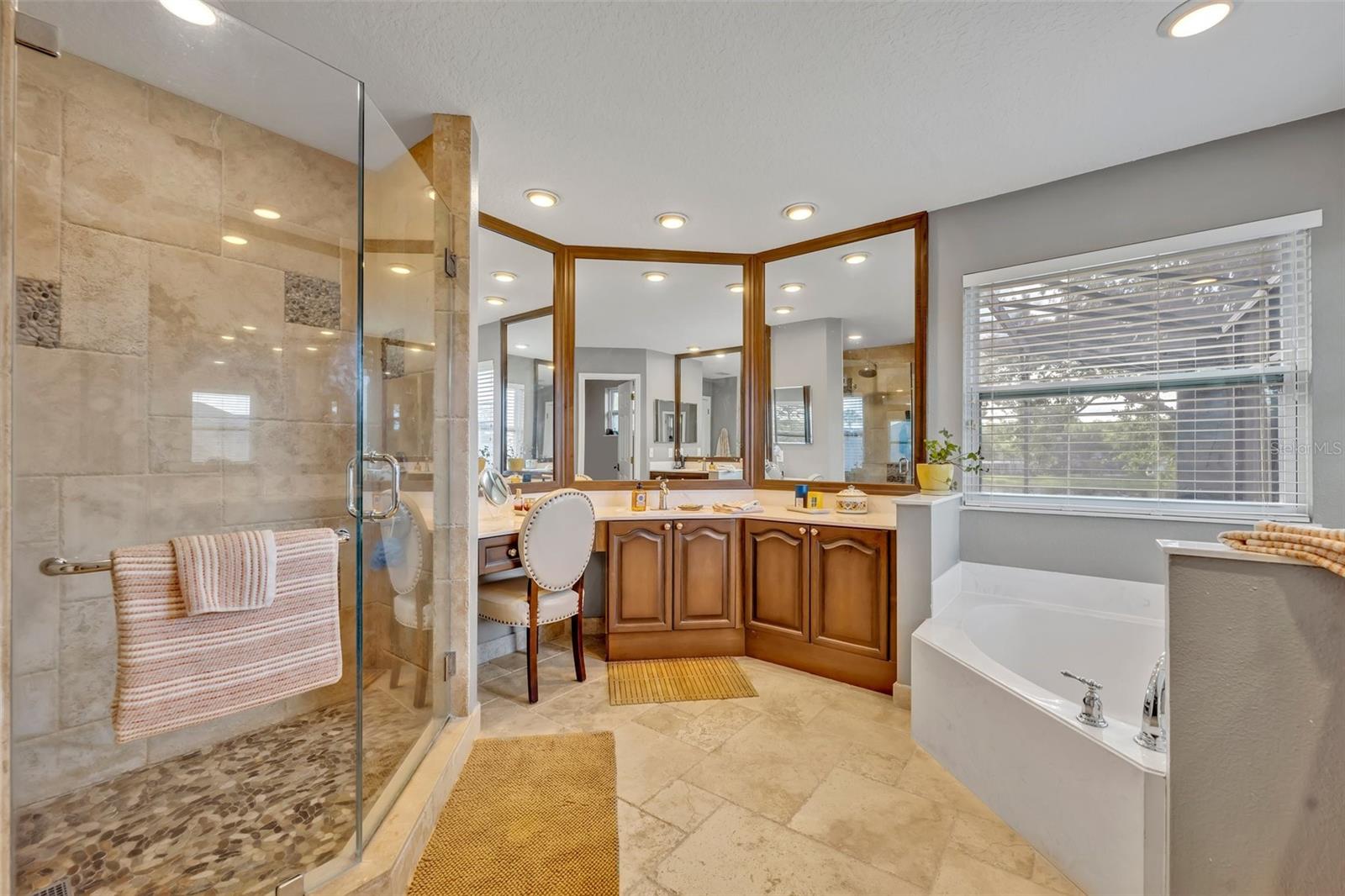 Image 33 of 75 For 14545 Braddock Oak Drive