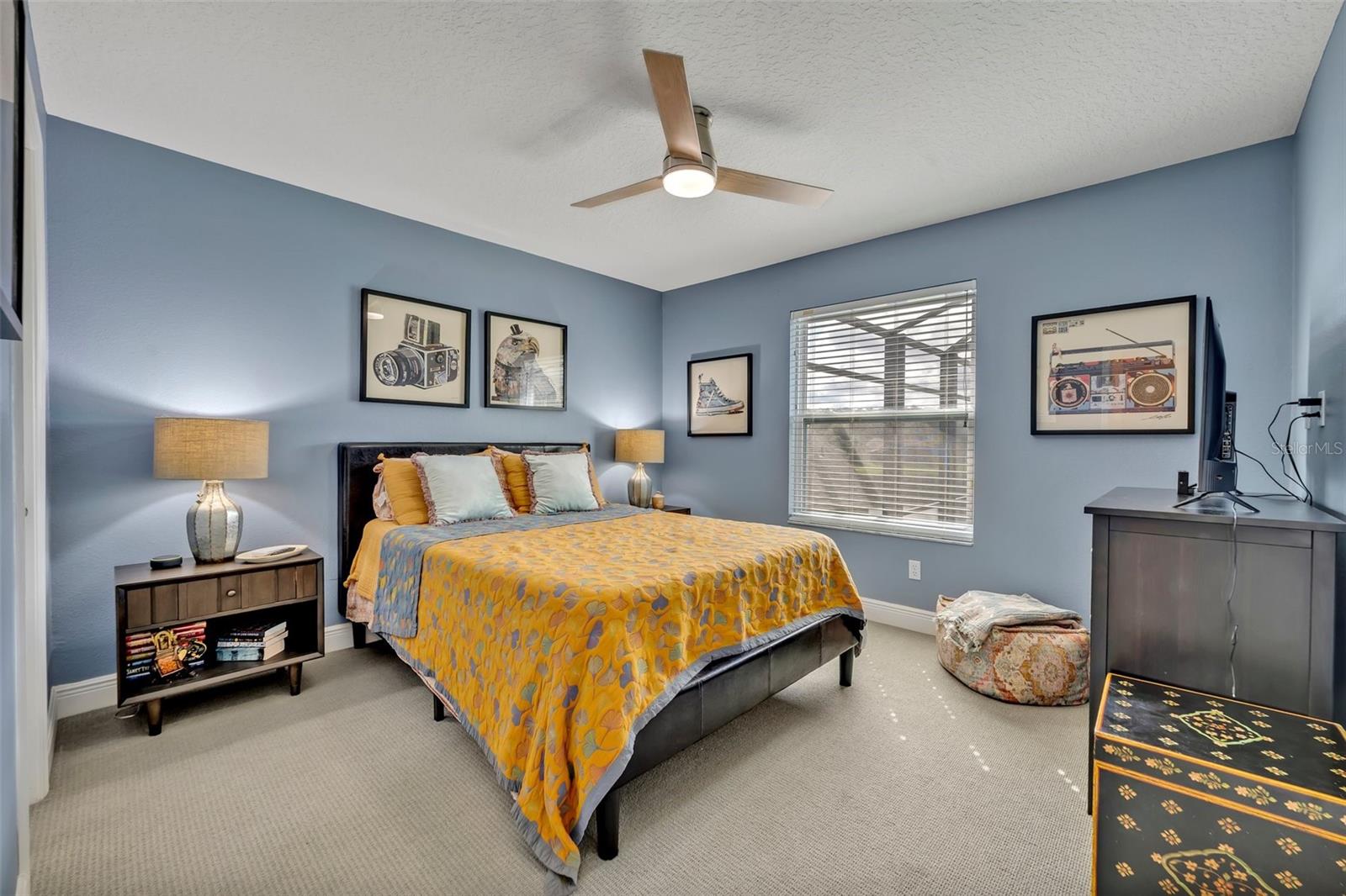 Image 37 of 75 For 14545 Braddock Oak Drive