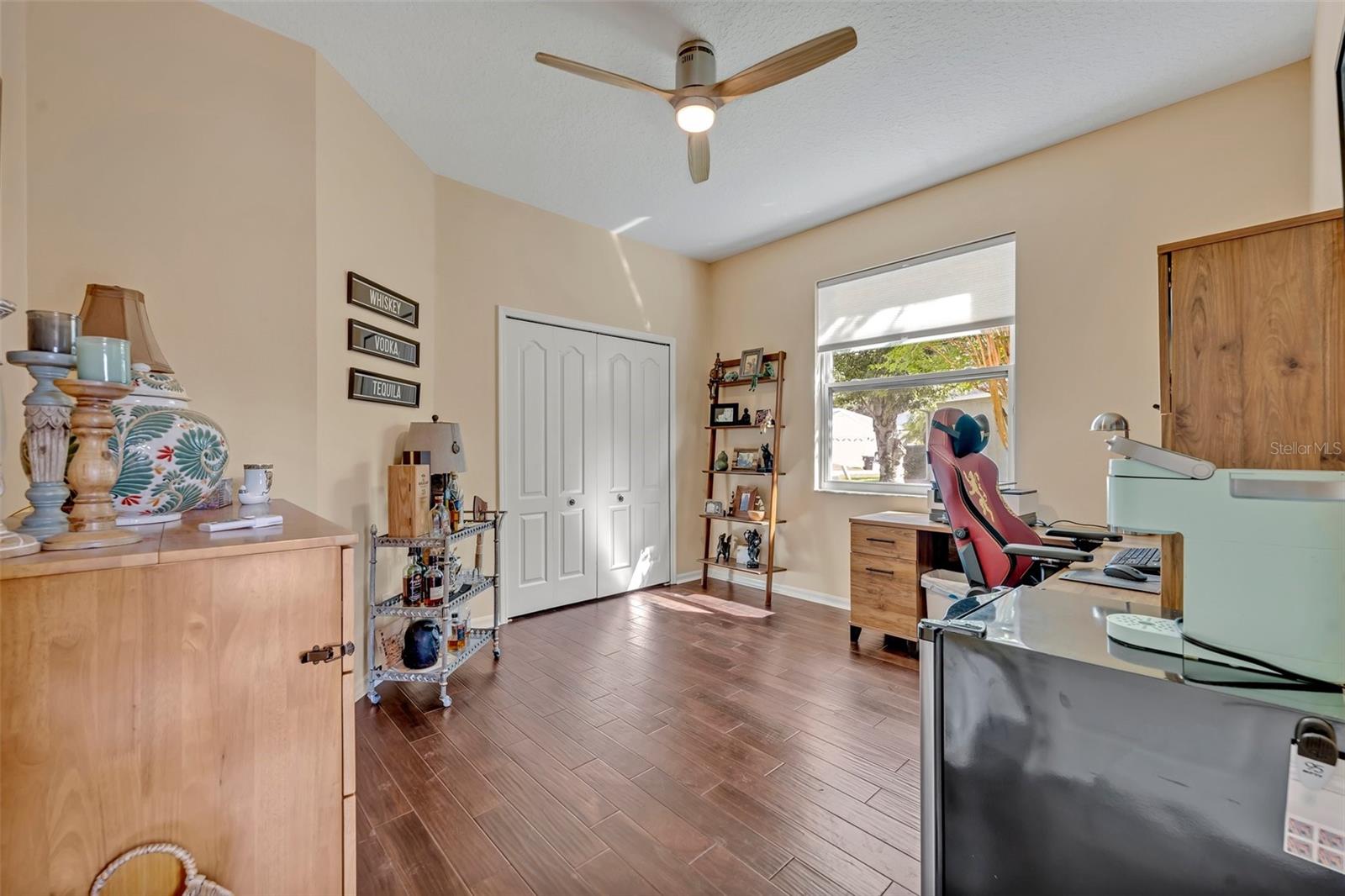 Image 42 of 75 For 14545 Braddock Oak Drive