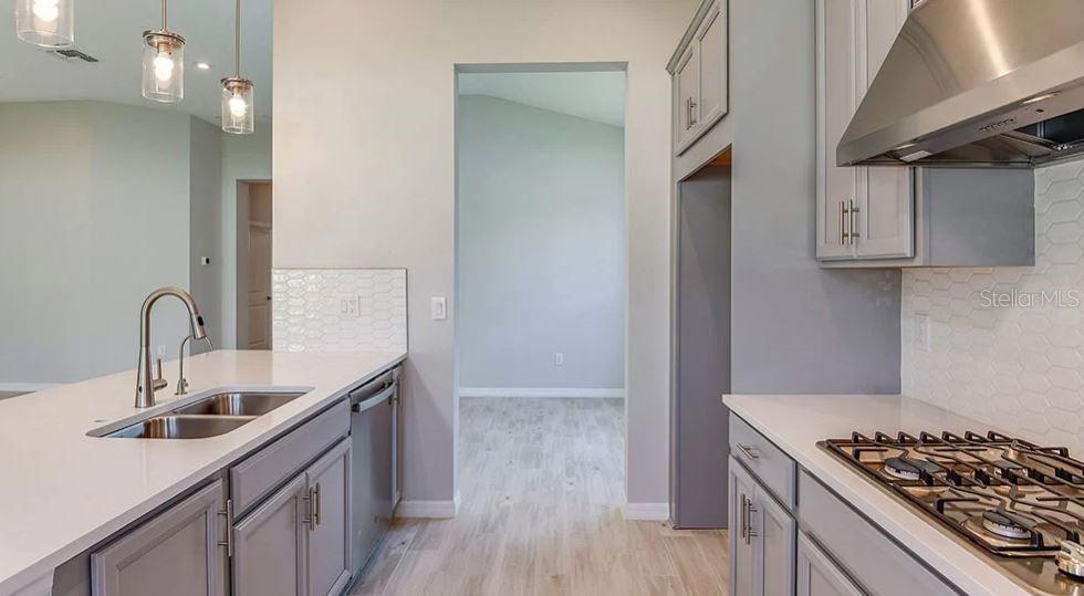 Image 10 of 18 For 4704 Coral Harbour Road