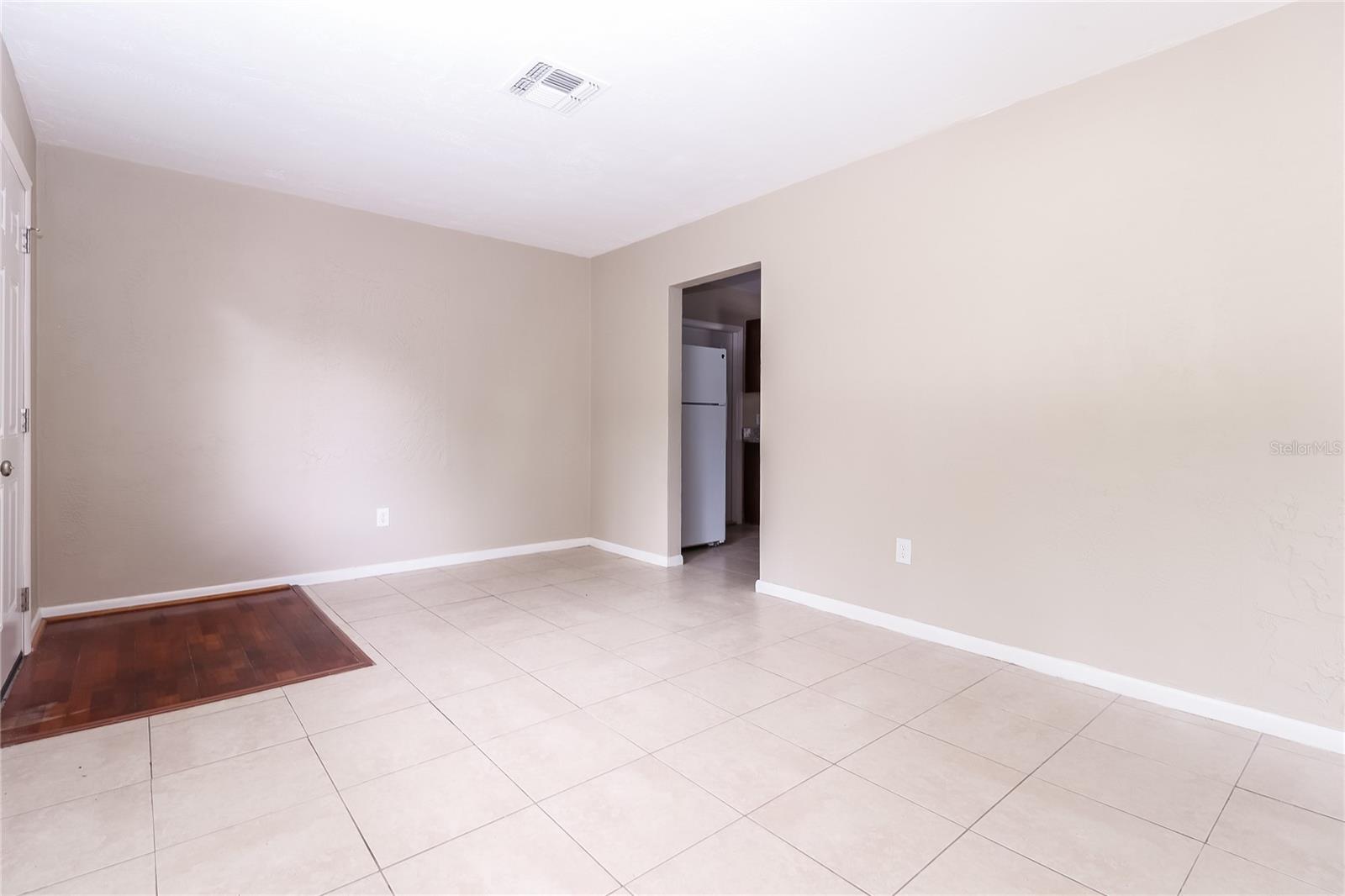 Image 4 of 15 For 7202 Adare Drive