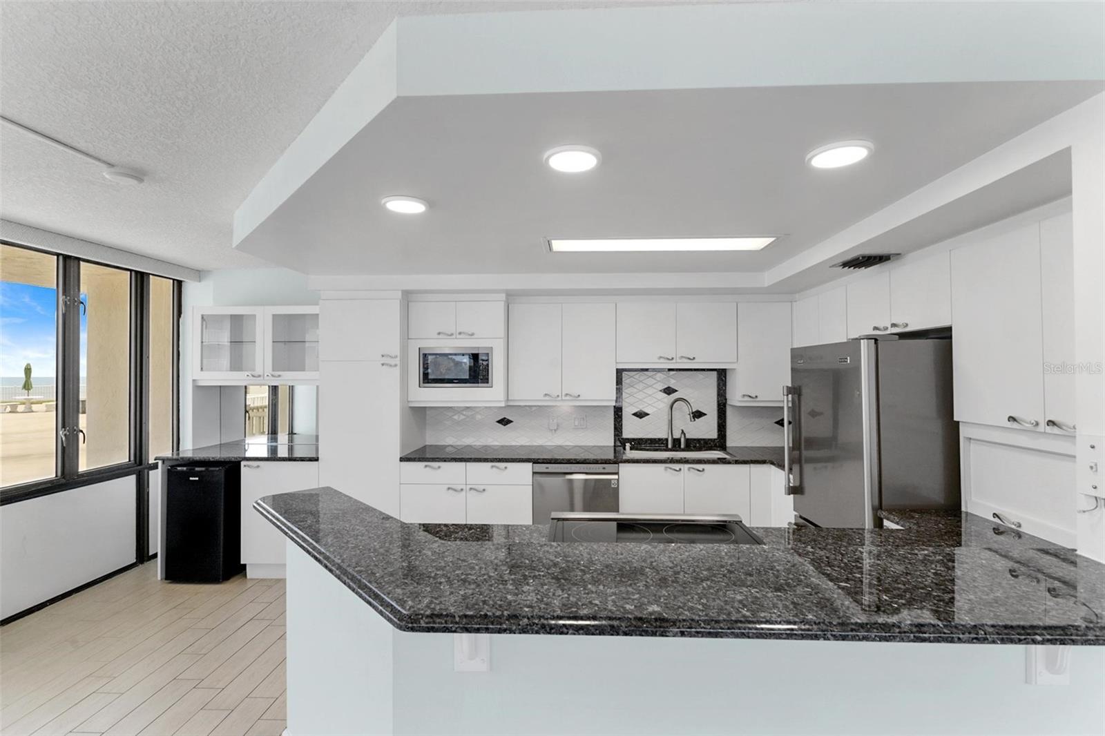 Image 18 of 63 For 3580 Ocean Shore Boulevard 102