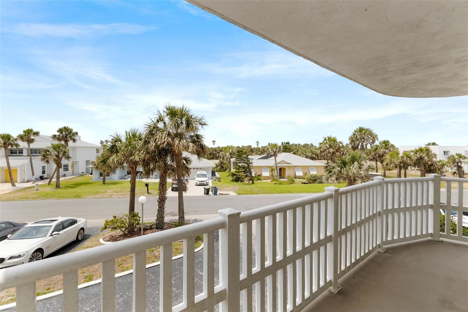 Image 29 of 63 For 3580 Ocean Shore Boulevard 102