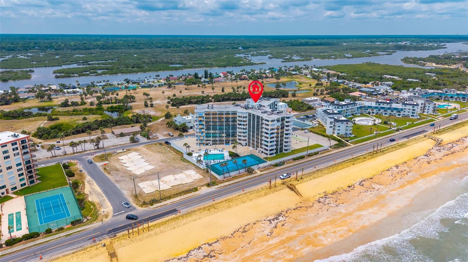 Image 44 of 63 For 3580 Ocean Shore Boulevard 102