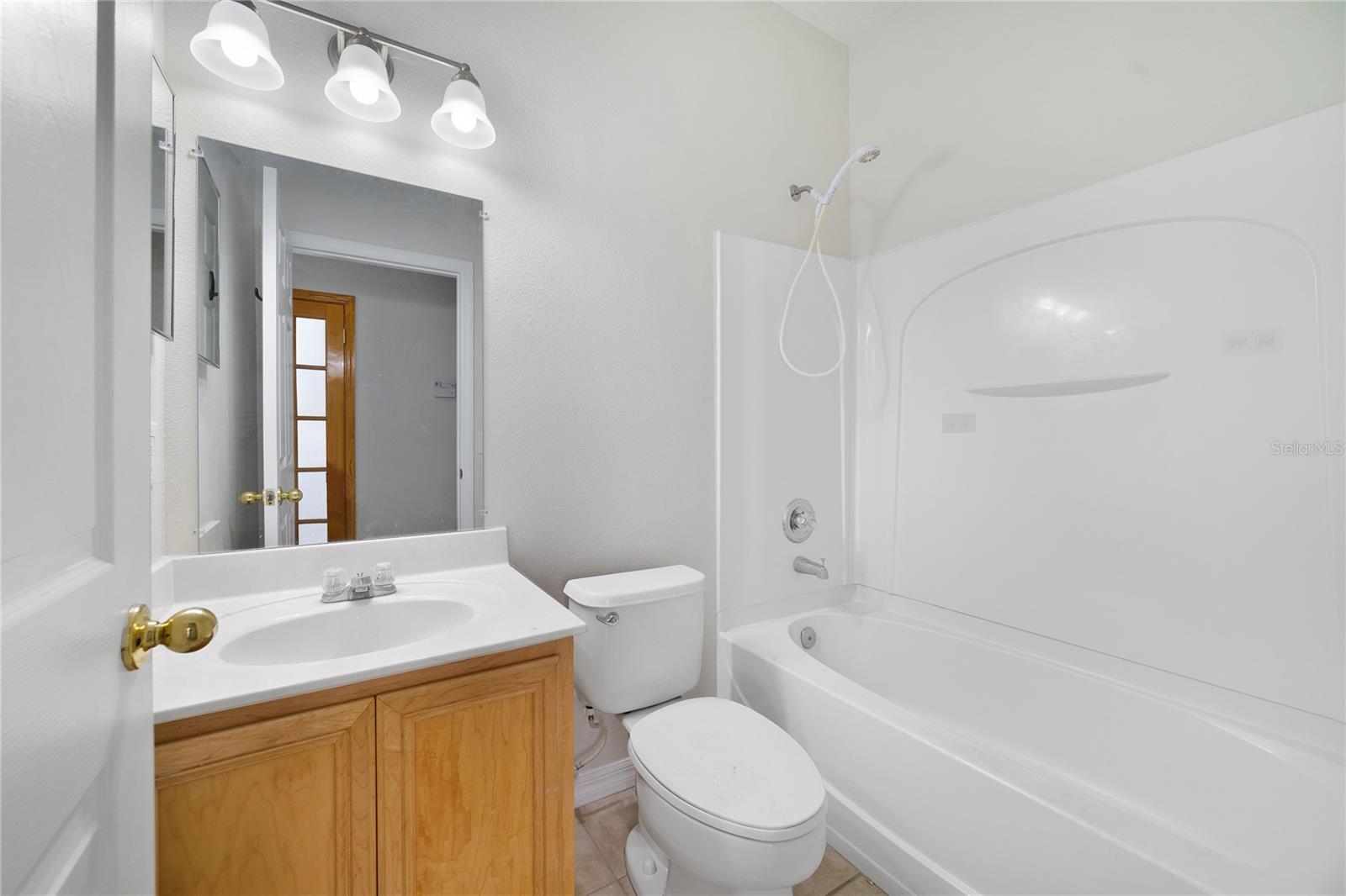 Image 10 of 27 For 2724 Amanda Kay Way