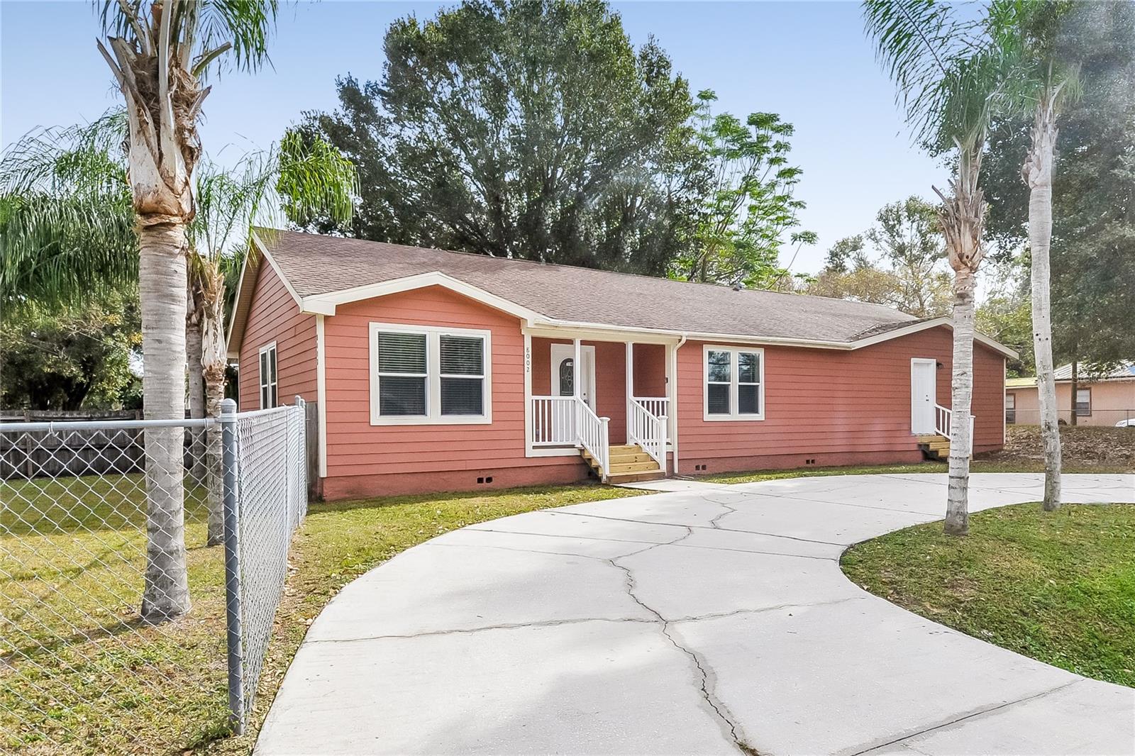 Image 3 of 16 For 8002 Maloren Street