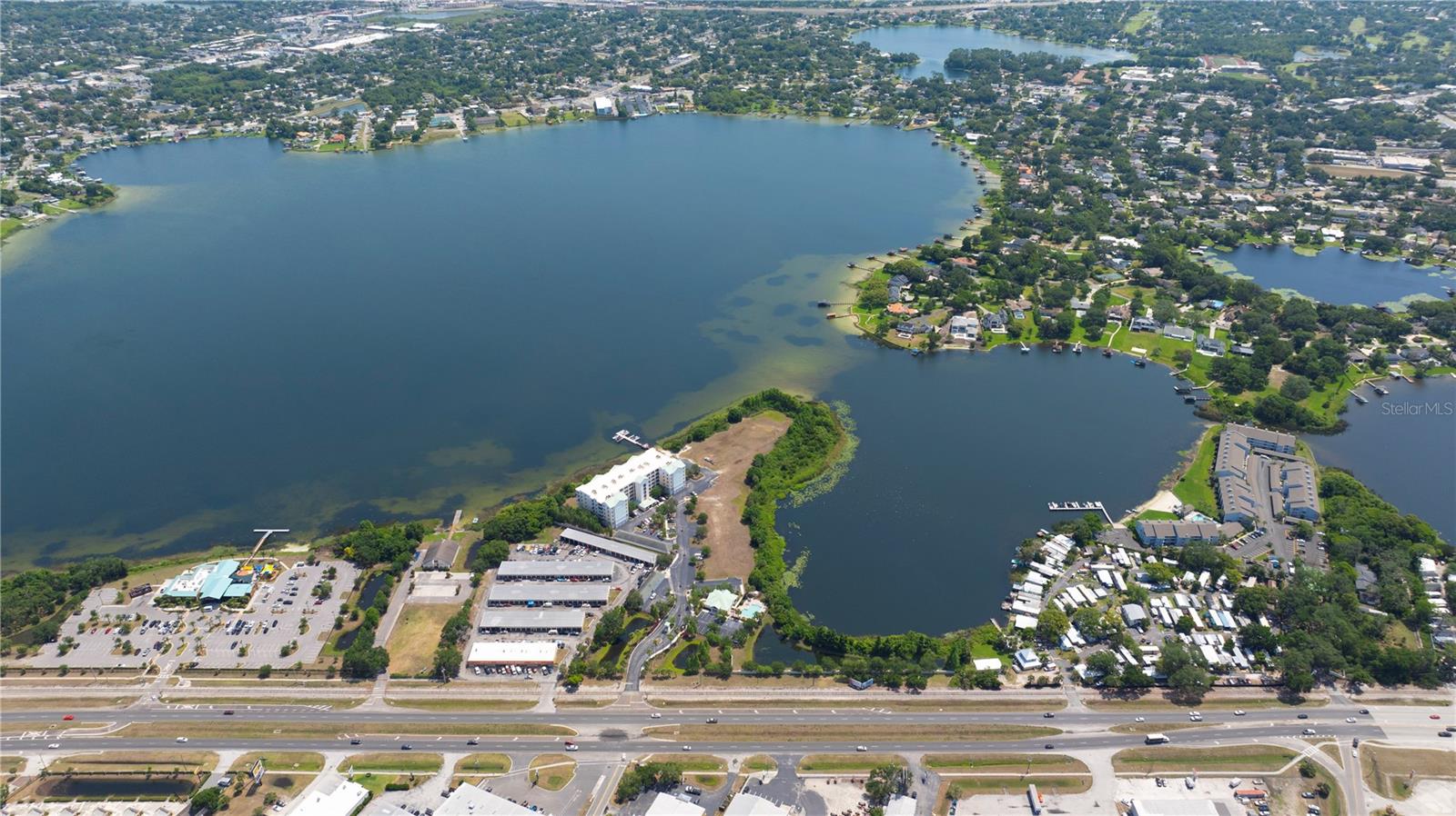 Image 3 of 20 For 4171 Orange Blossom Trail