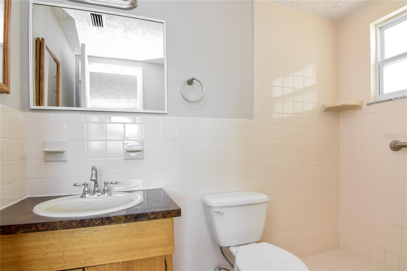 Image 14 of 16 For 3410 Trask Drive