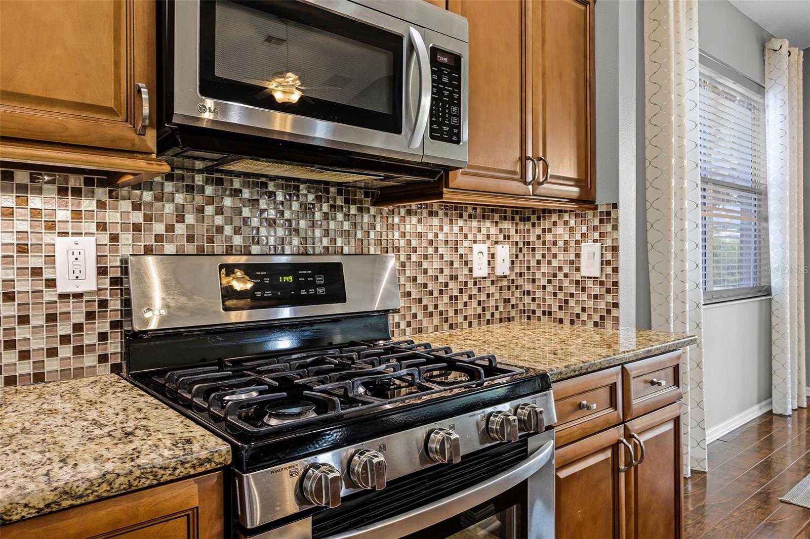 Image 22 of 96 For 3008 Pinnacle Court