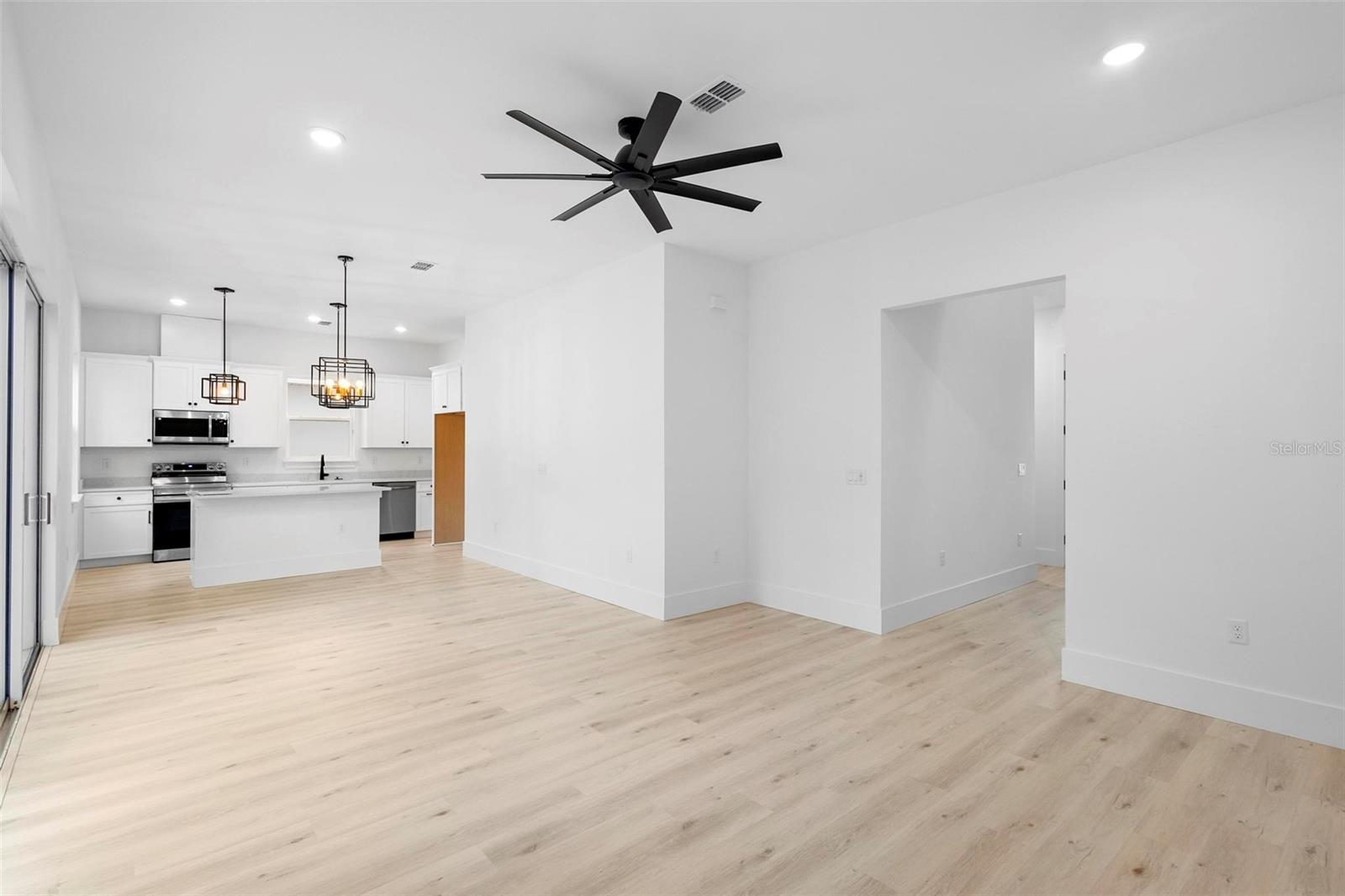 Image 20 of 57 For 2137 Brighton Lane