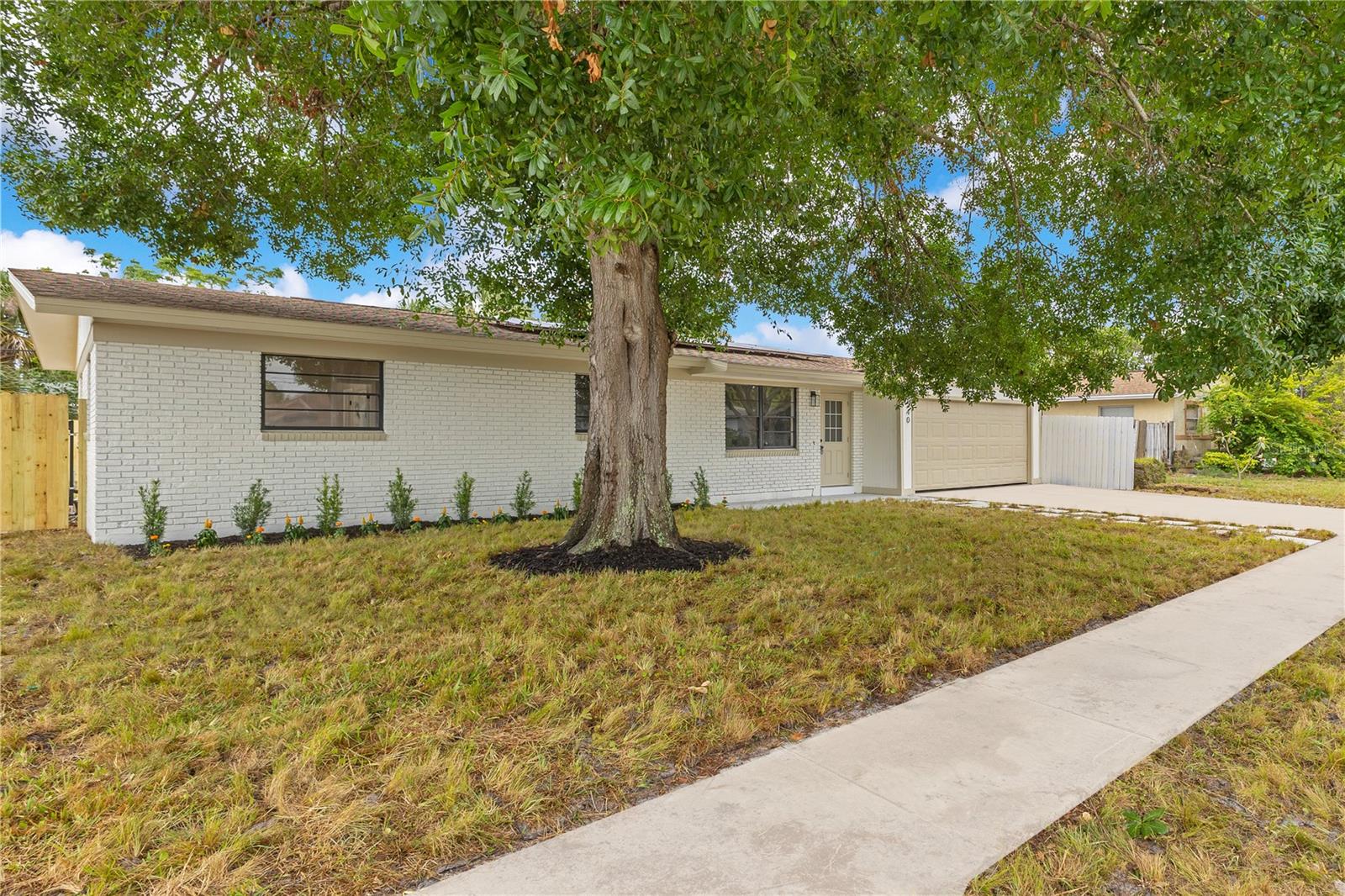 Image 2 of 49 For 1340 Lester Court