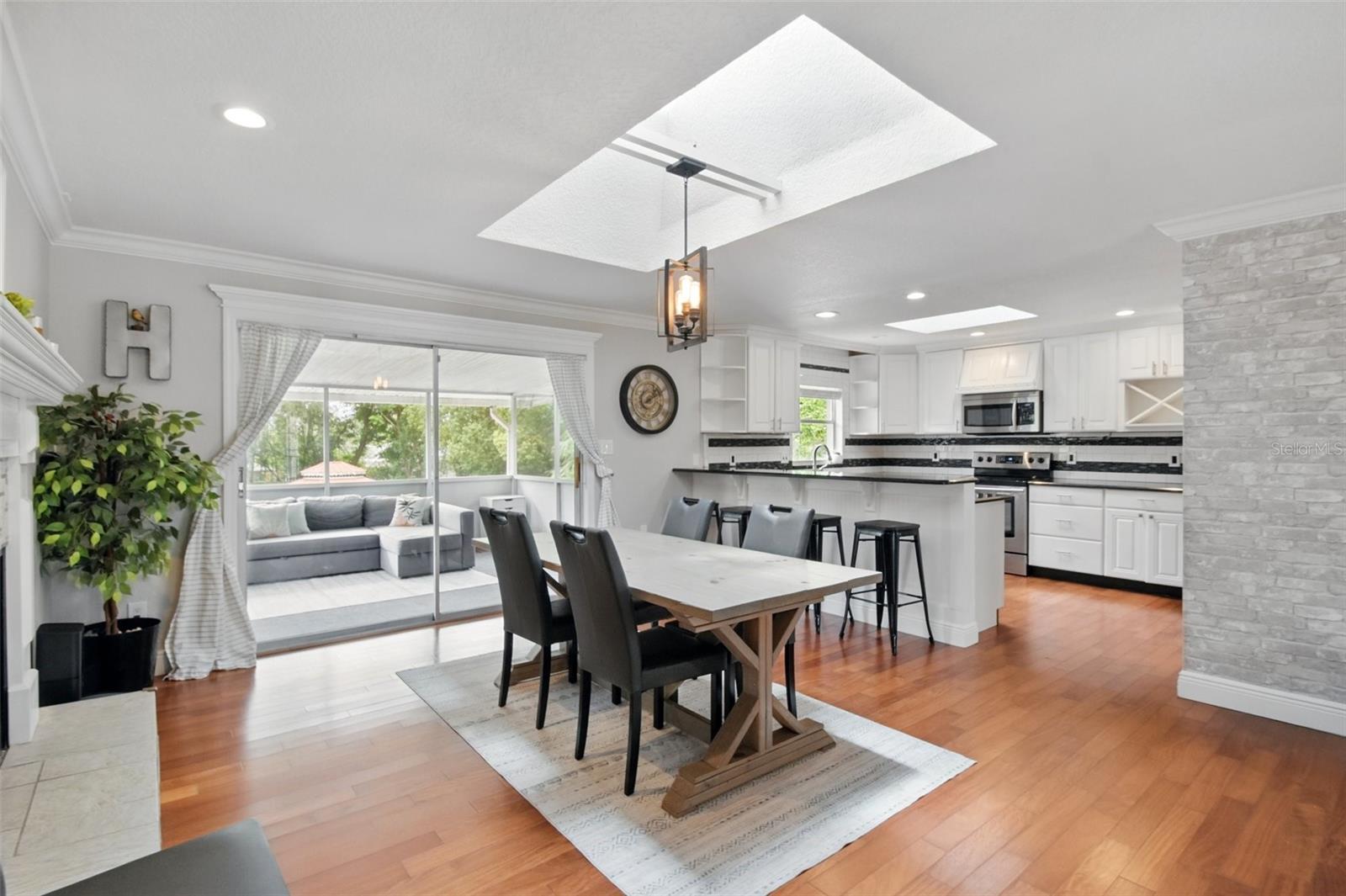Image 11 of 50 For 103 Cherry Hill Circle