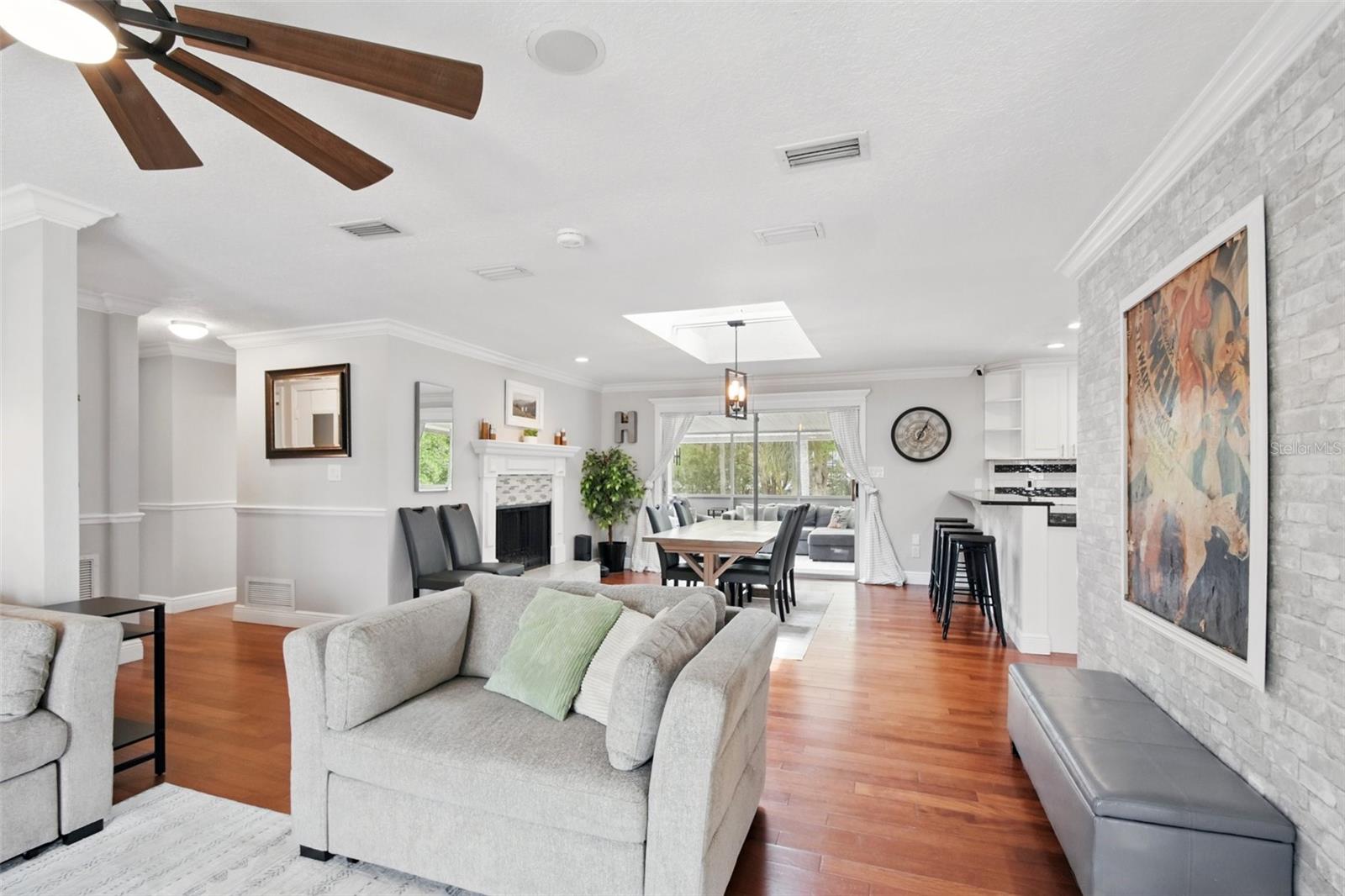 Image 9 of 50 For 103 Cherry Hill Circle