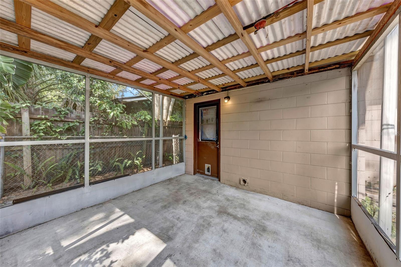 Image 18 of 31 For 849 Driver Avenue